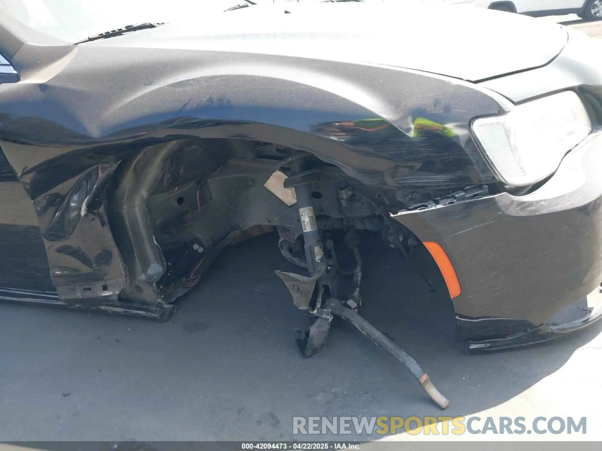 6 Фотография поврежденного автомобиля 2C3CCAEG3KH697988 CHRYSLER 300 2019