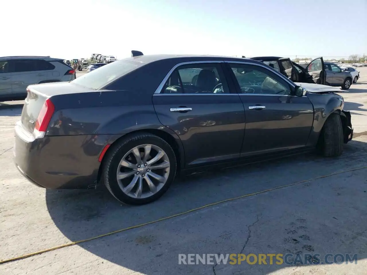3 Photograph of a damaged car 2C3CCAEG4KH609787 CHRYSLER 300 2019