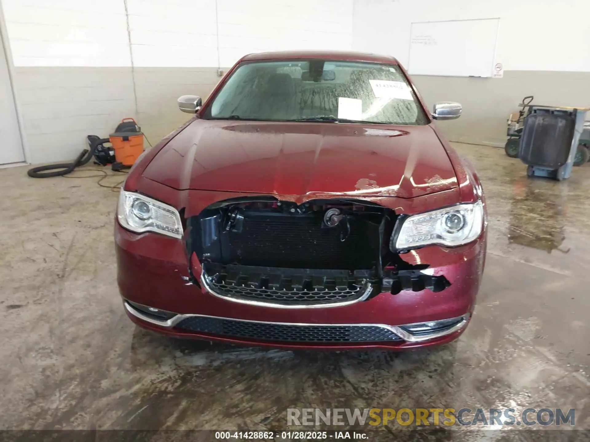 12 Photograph of a damaged car 2C3CCAEG6KH609788 CHRYSLER 300 2019