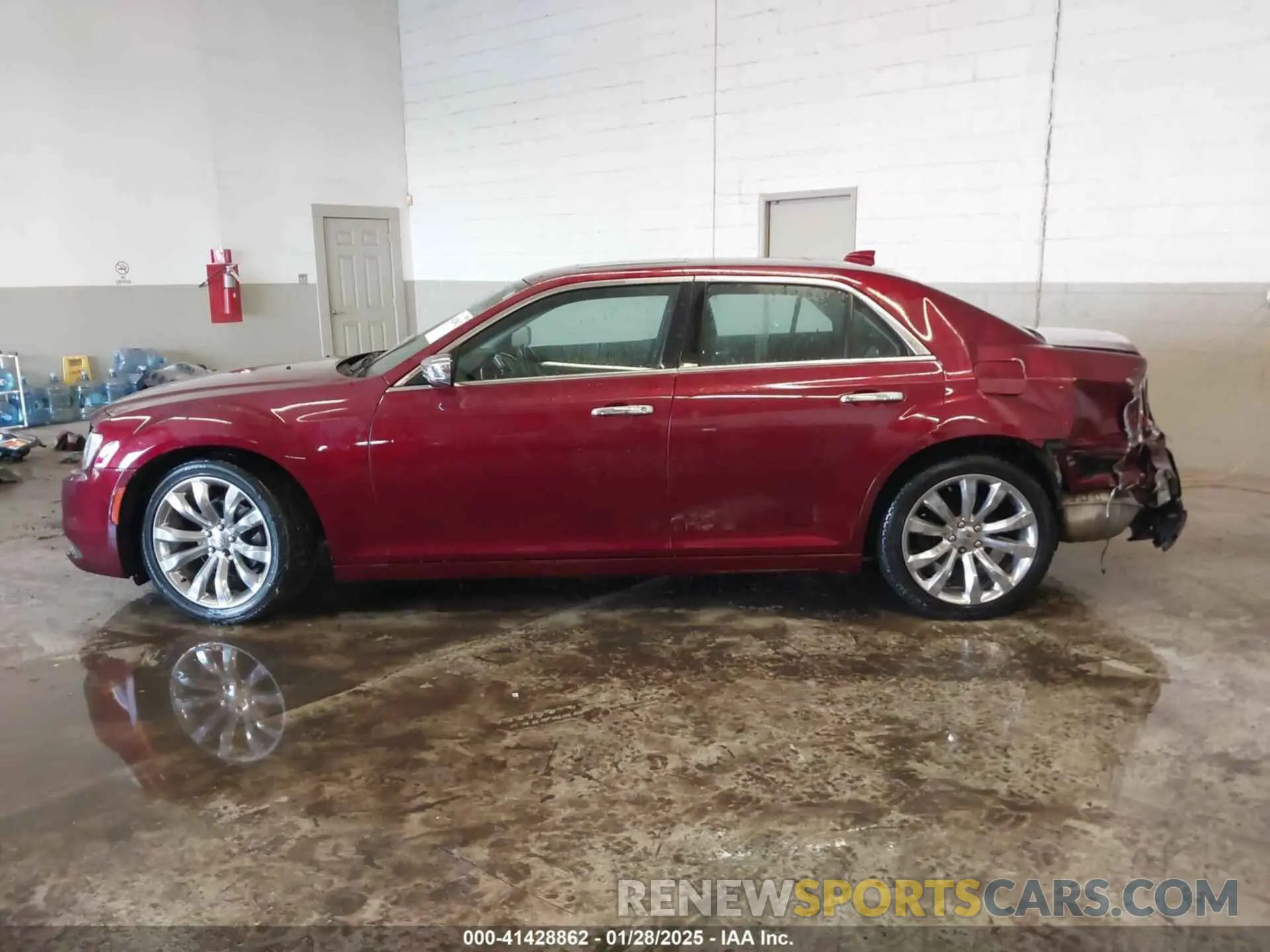 14 Photograph of a damaged car 2C3CCAEG6KH609788 CHRYSLER 300 2019