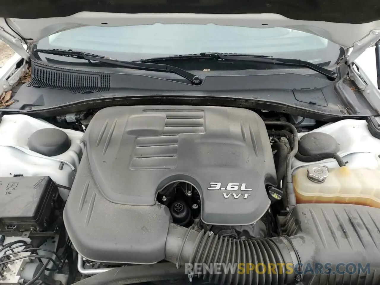 11 Photograph of a damaged car 2C3CCAEG6KH609791 CHRYSLER 300 2019