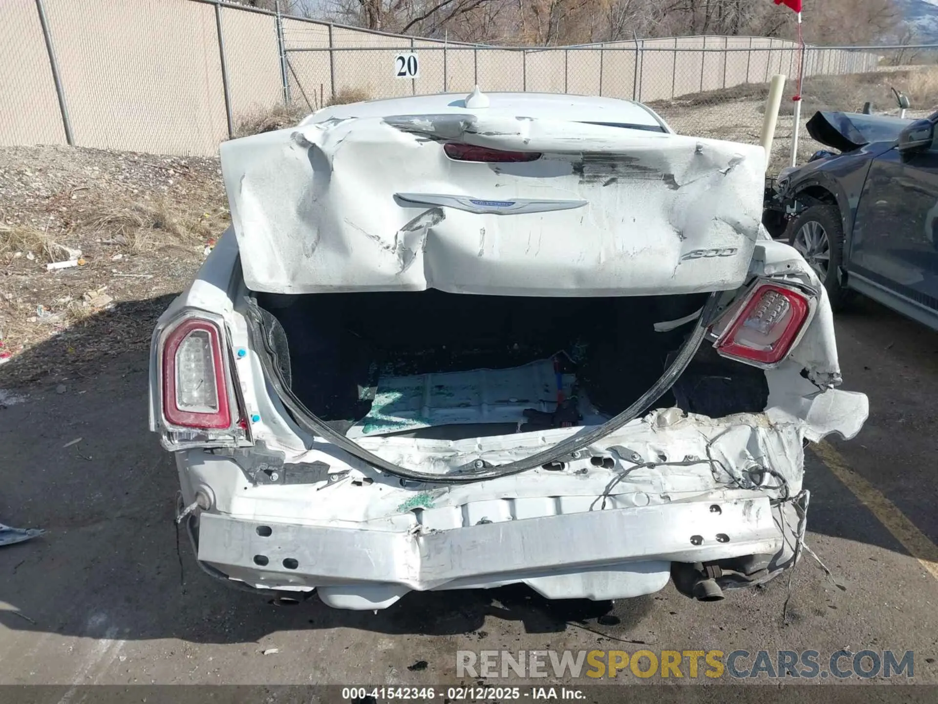 16 Photograph of a damaged car 2C3CCAEG7KH566112 CHRYSLER 300 2019