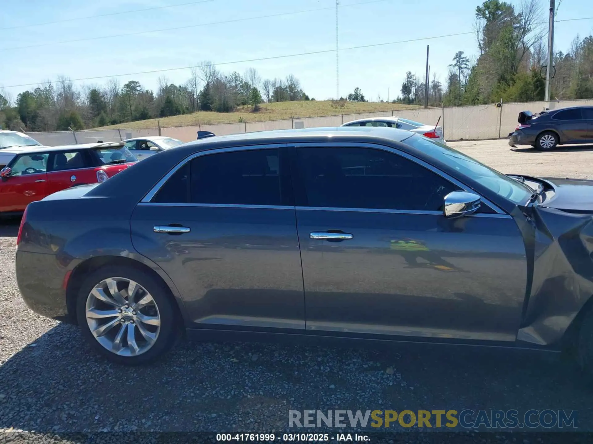 14 Photograph of a damaged car 2C3CCAEG9KH585695 CHRYSLER 300 2019