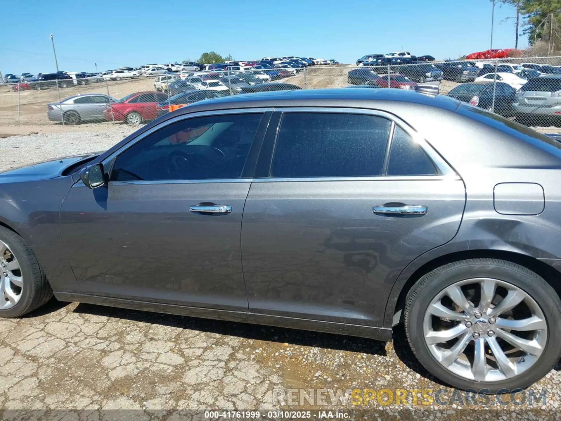 15 Photograph of a damaged car 2C3CCAEG9KH585695 CHRYSLER 300 2019