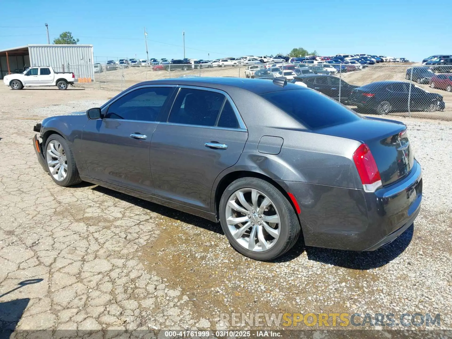 3 Photograph of a damaged car 2C3CCAEG9KH585695 CHRYSLER 300 2019