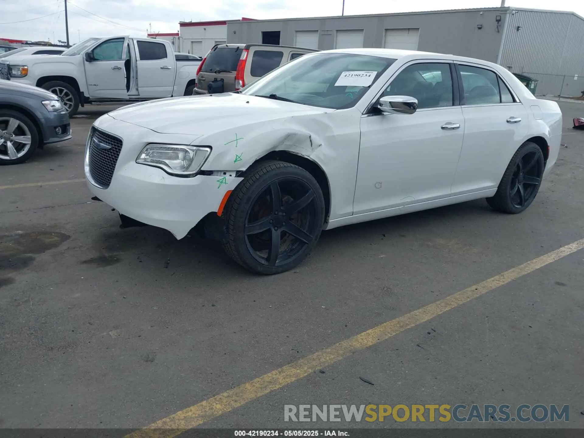 2 Фотография поврежденного автомобиля 2C3CCAEG9KH698188 CHRYSLER 300 2019