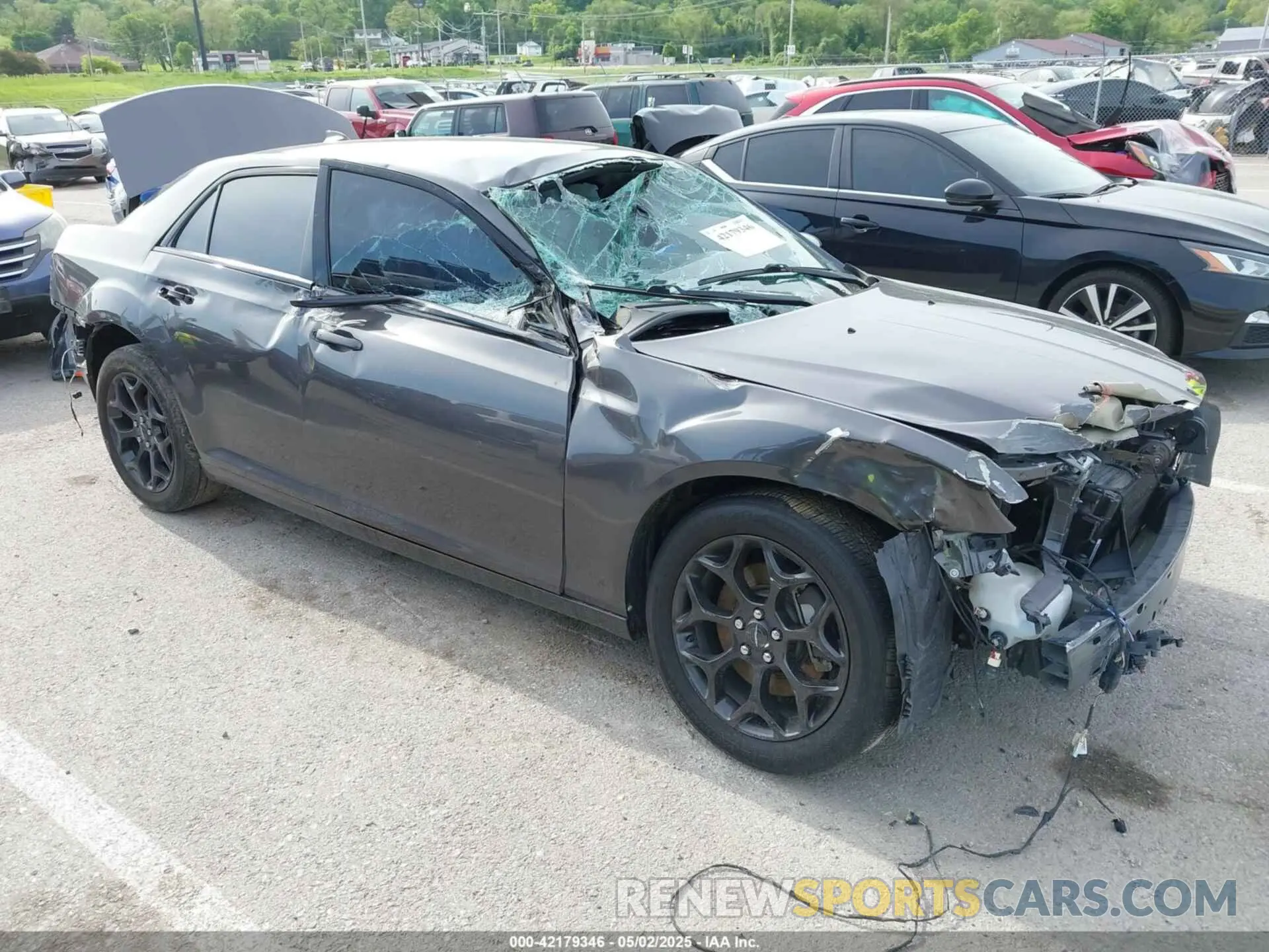 1 Фотография поврежденного автомобиля 2C3CCAGG3KH648934 CHRYSLER 300 2019