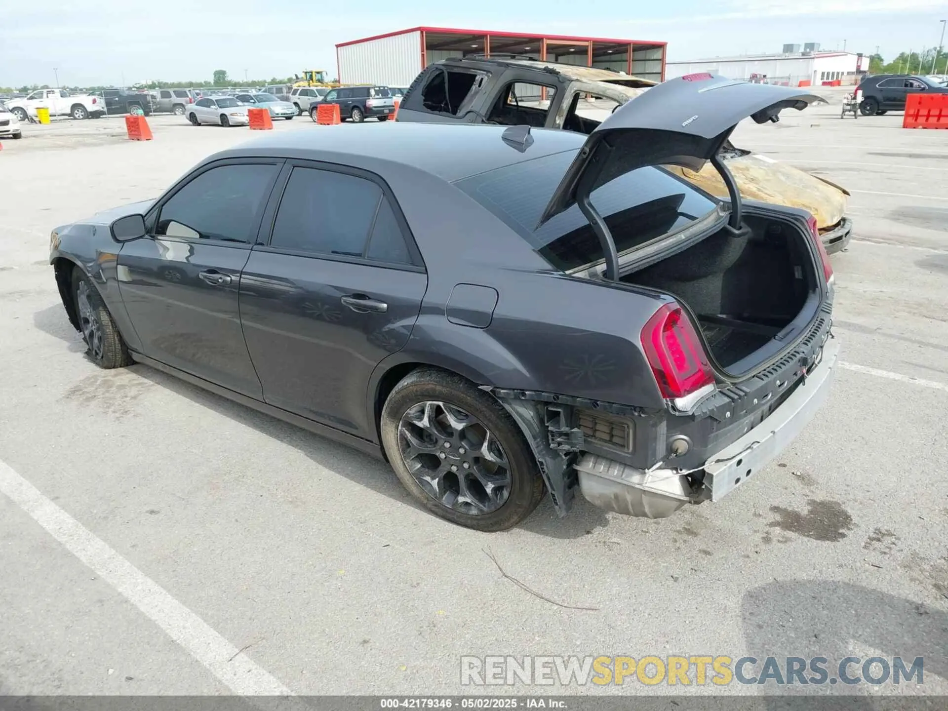 3 Фотография поврежденного автомобиля 2C3CCAGG3KH648934 CHRYSLER 300 2019