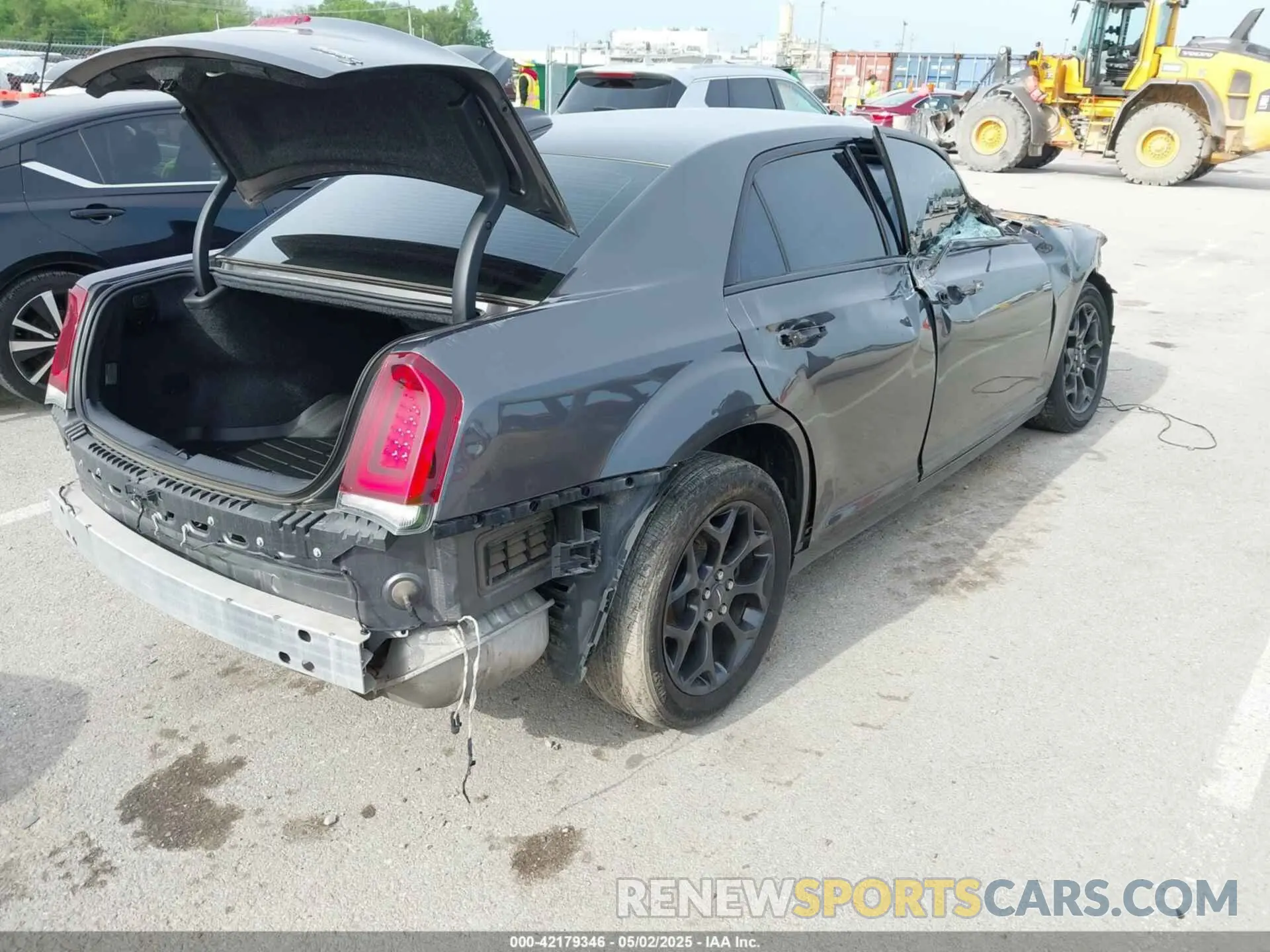 4 Фотография поврежденного автомобиля 2C3CCAGG3KH648934 CHRYSLER 300 2019