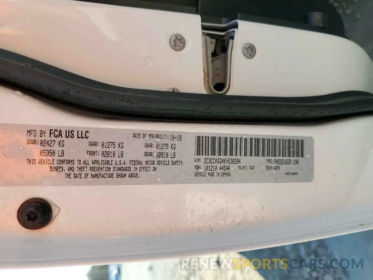 12 Photograph of a damaged car 2C3CCAGGXKH538284 CHRYSLER 300 2019