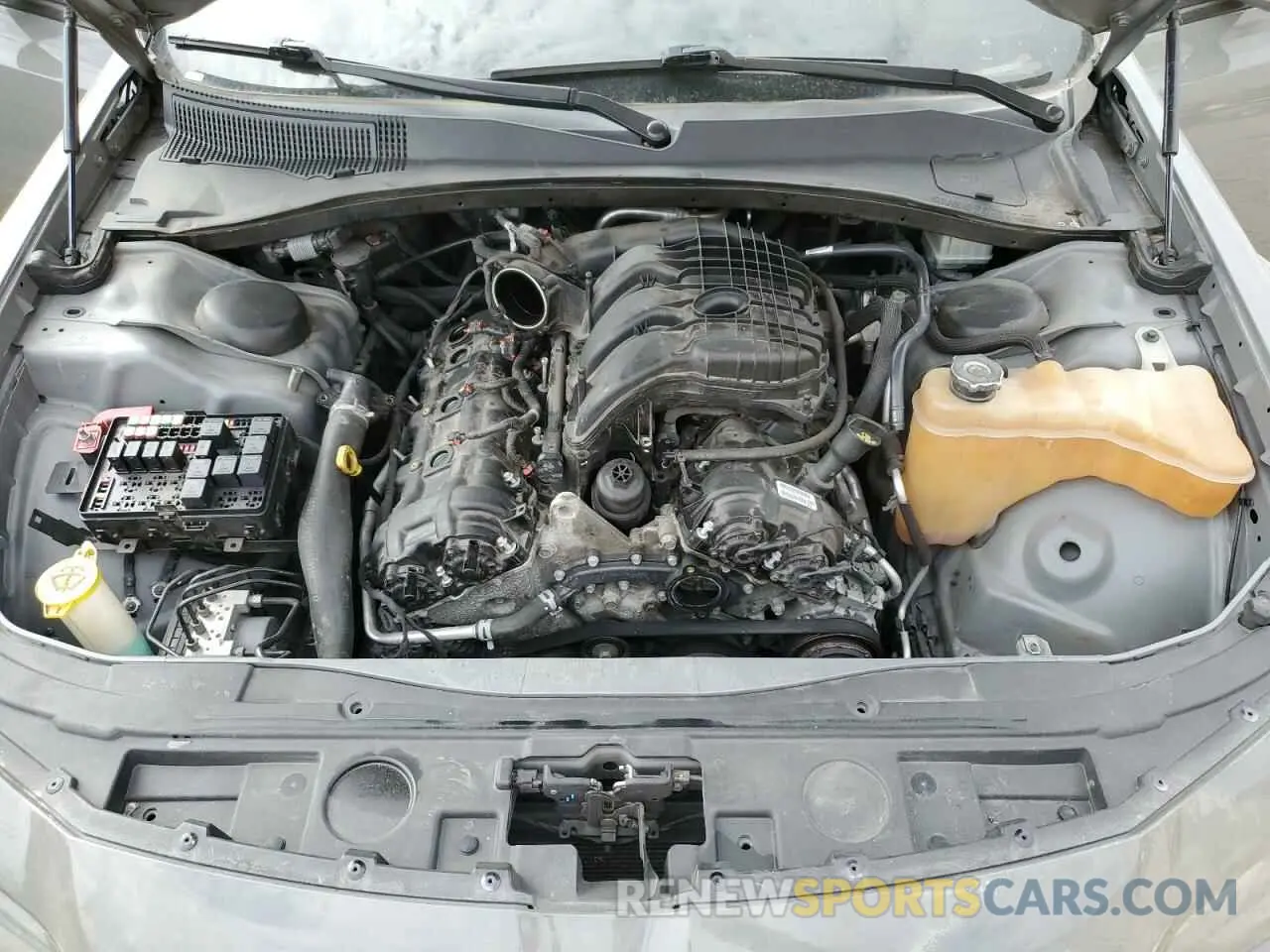 11 Photograph of a damaged car 2C3CCAGGXKH656044 CHRYSLER 300 2019