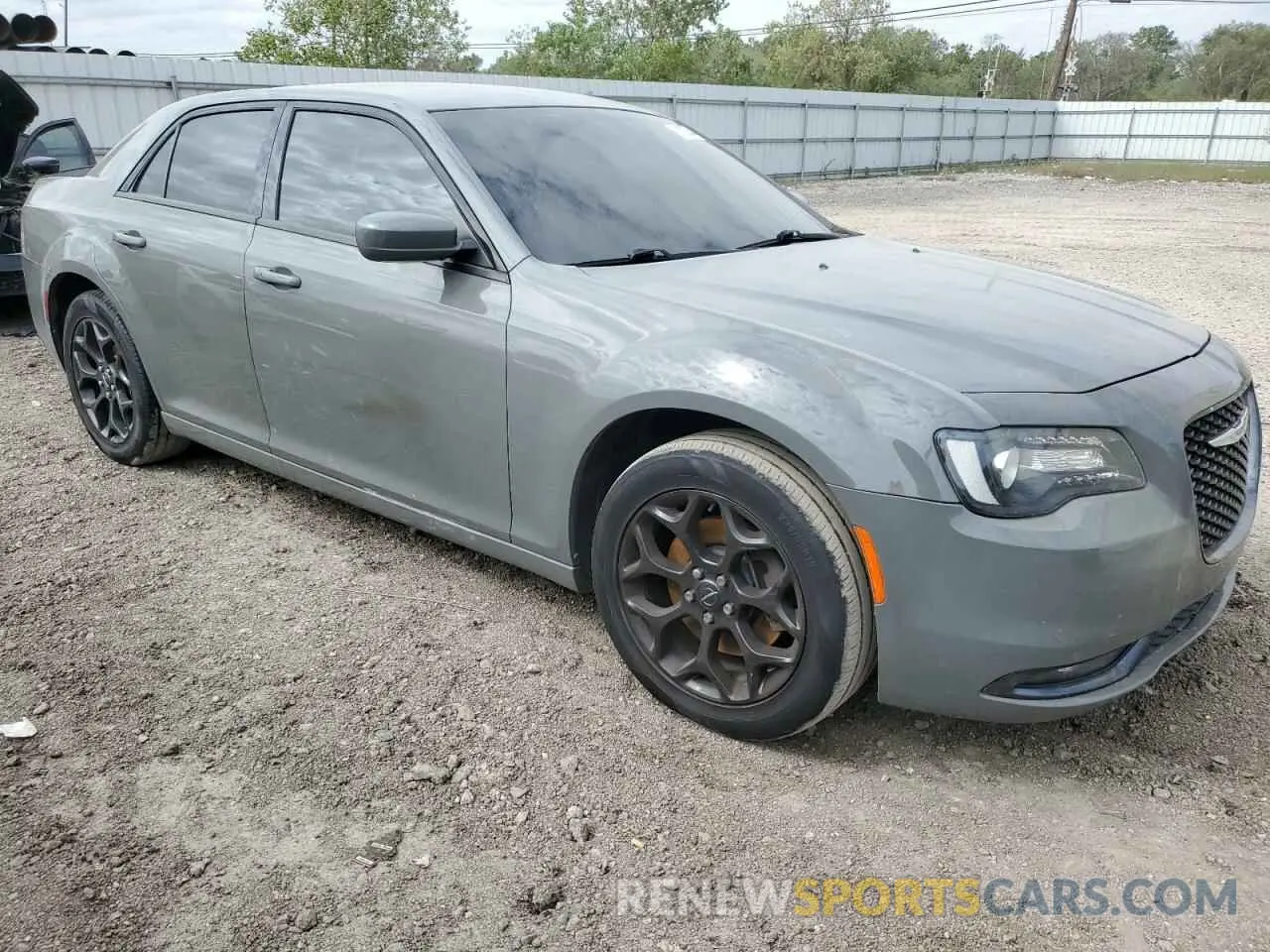 4 Photograph of a damaged car 2C3CCAGGXKH656044 CHRYSLER 300 2019