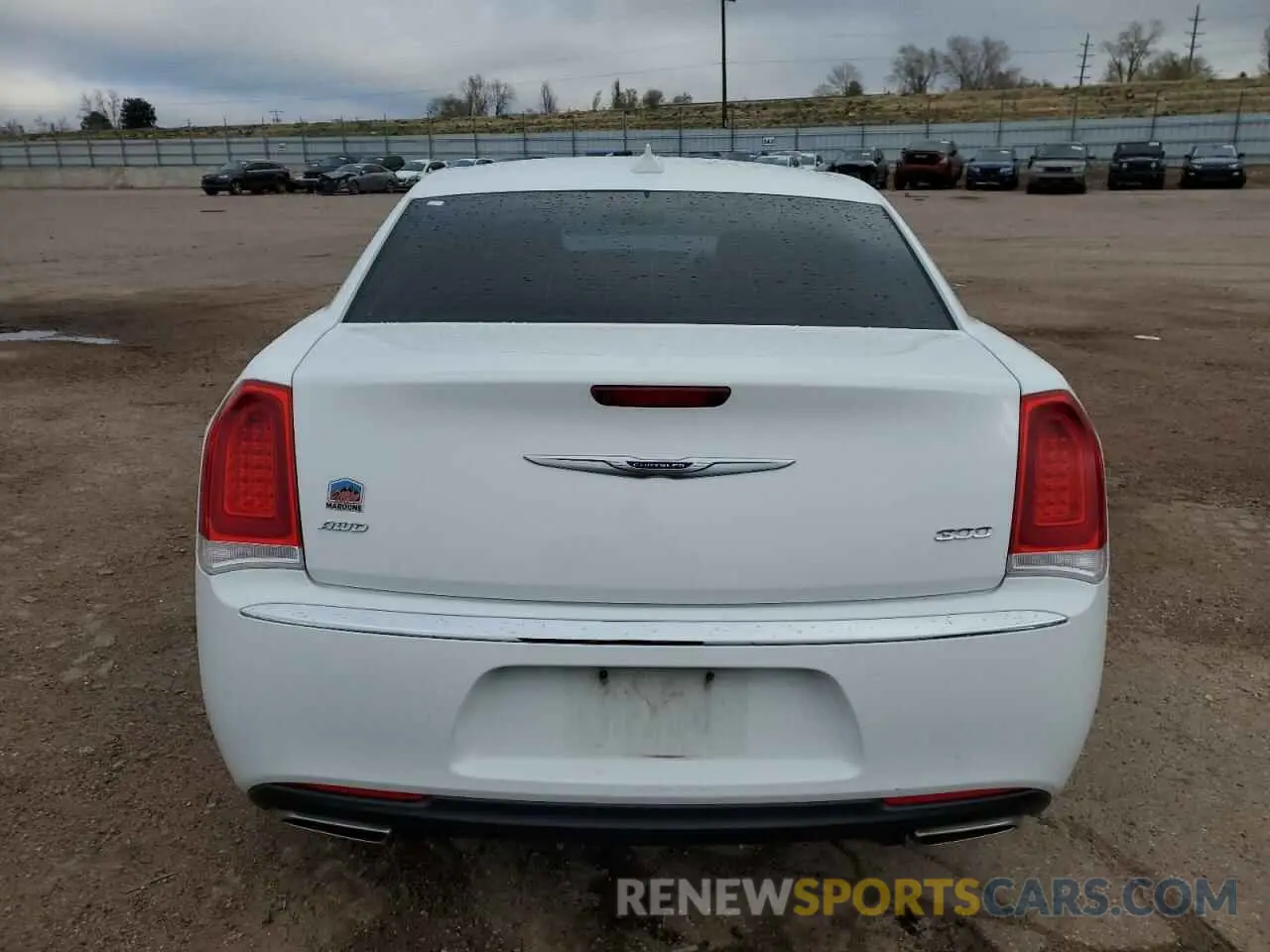 6 Photograph of a damaged car 2C3CCAKG3KH690883 CHRYSLER 300 2019