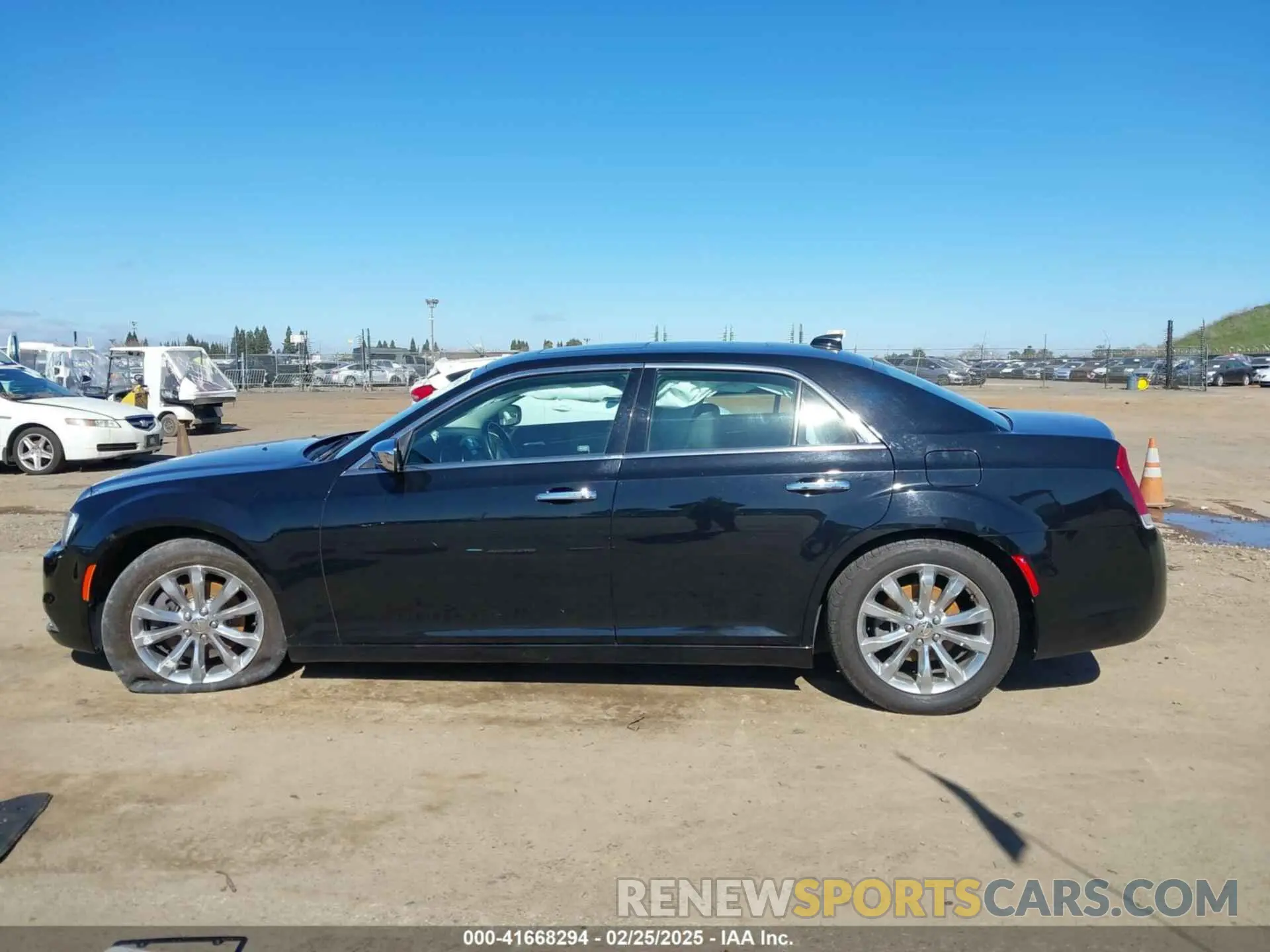 14 Photograph of a damaged car 2C3CCAKG8KH610865 CHRYSLER 300 2019