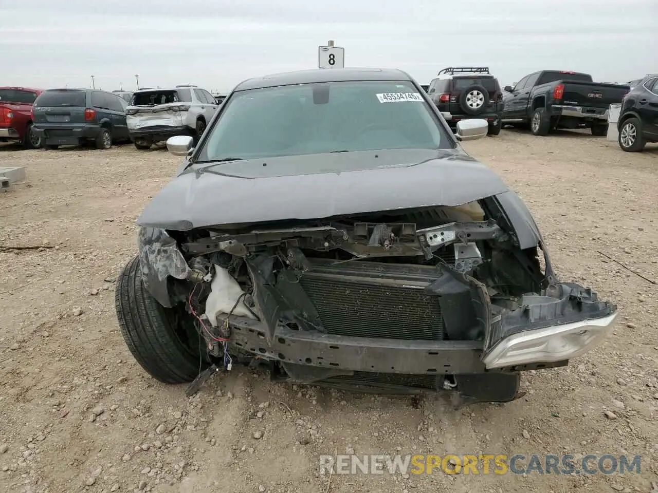 5 Photograph of a damaged car 2C3CCAKG8KH610980 CHRYSLER 300 2019