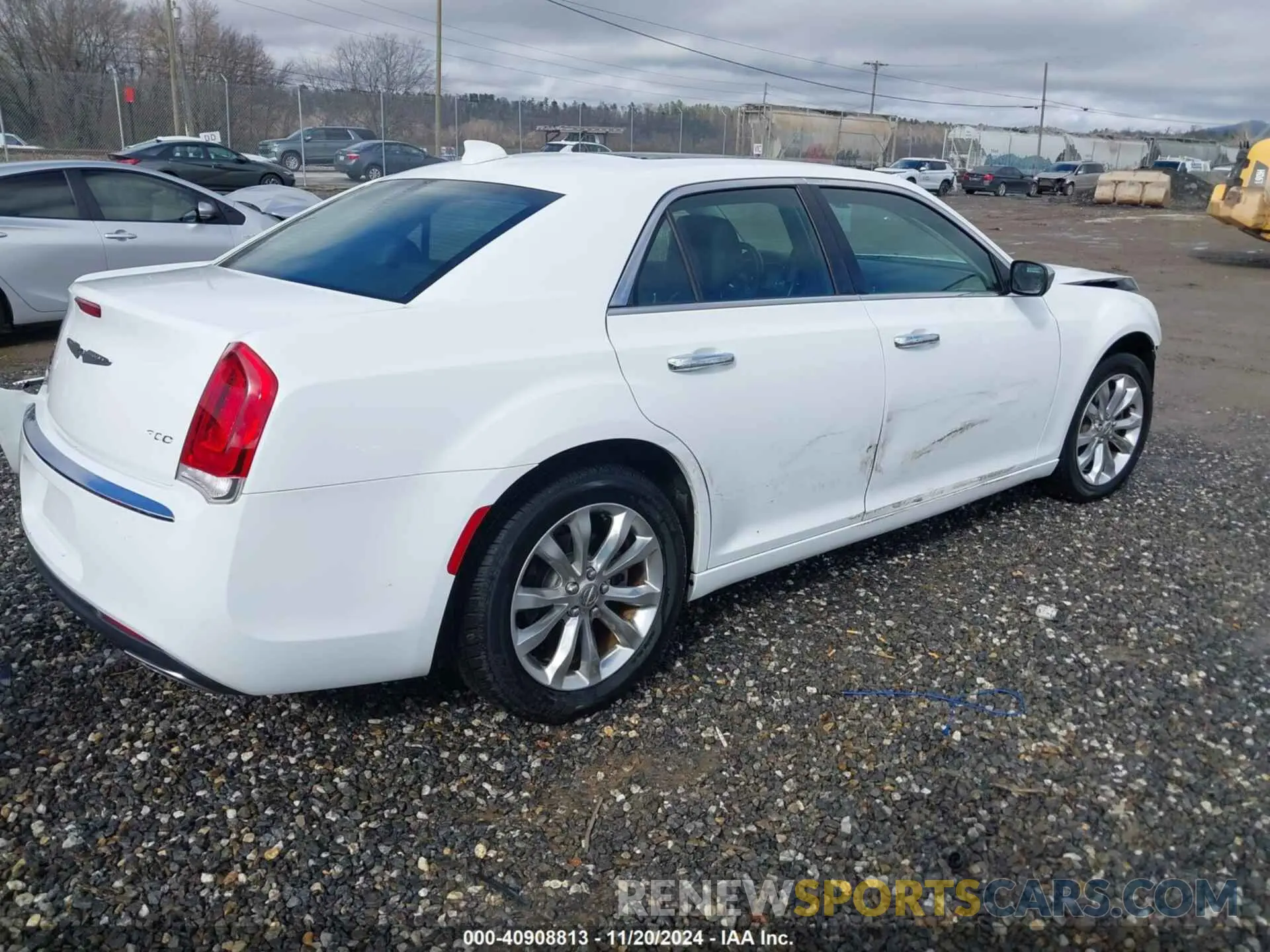 4 Фотография поврежденного автомобиля 2C3CCAKGXKH577948 CHRYSLER 300 2019