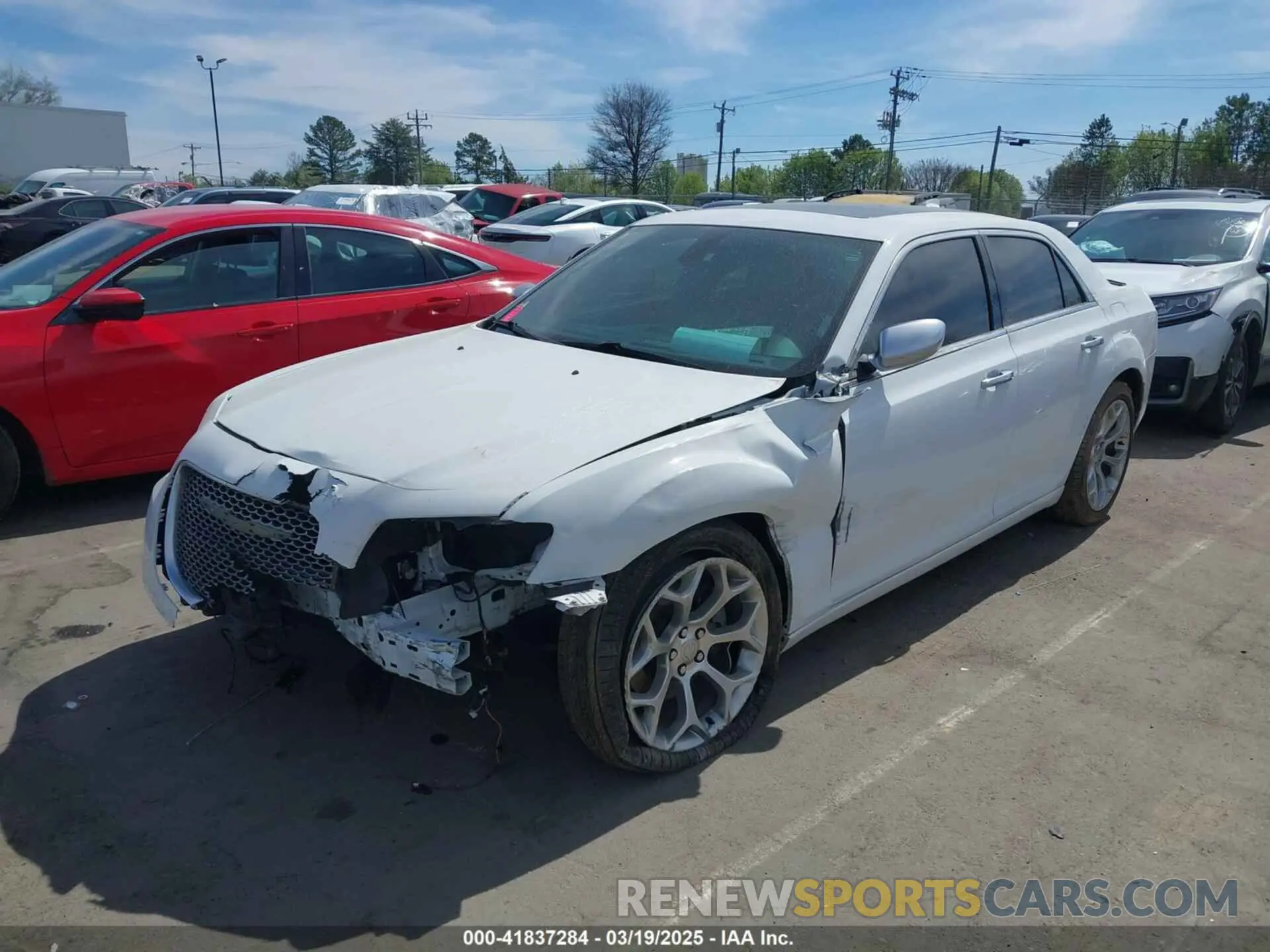 2 Photograph of a damaged car 2C3CCAPT5KH606049 CHRYSLER 300 2019