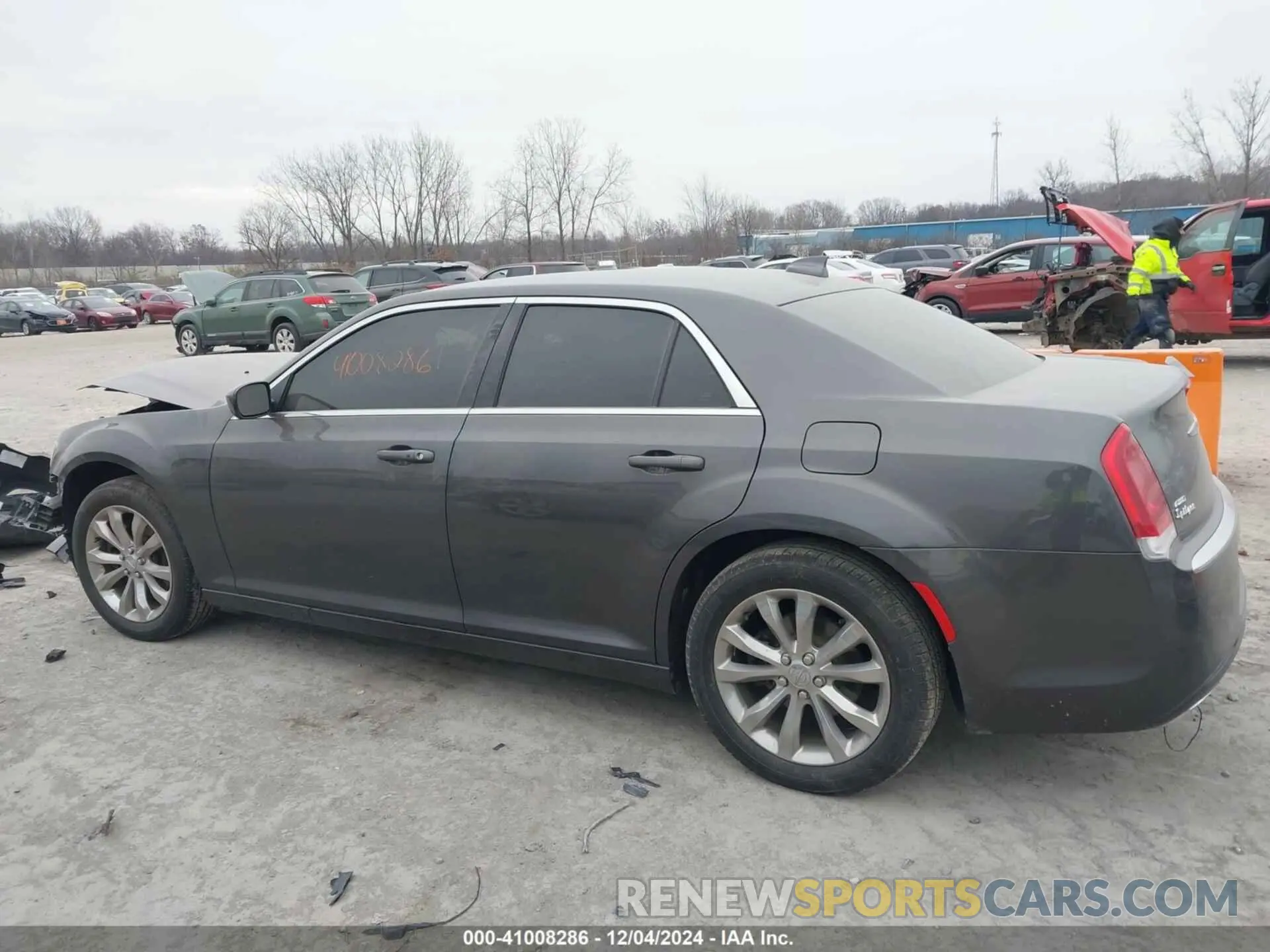 14 Фотография поврежденного автомобиля 2C3CCARG1KH611054 CHRYSLER 300 2019