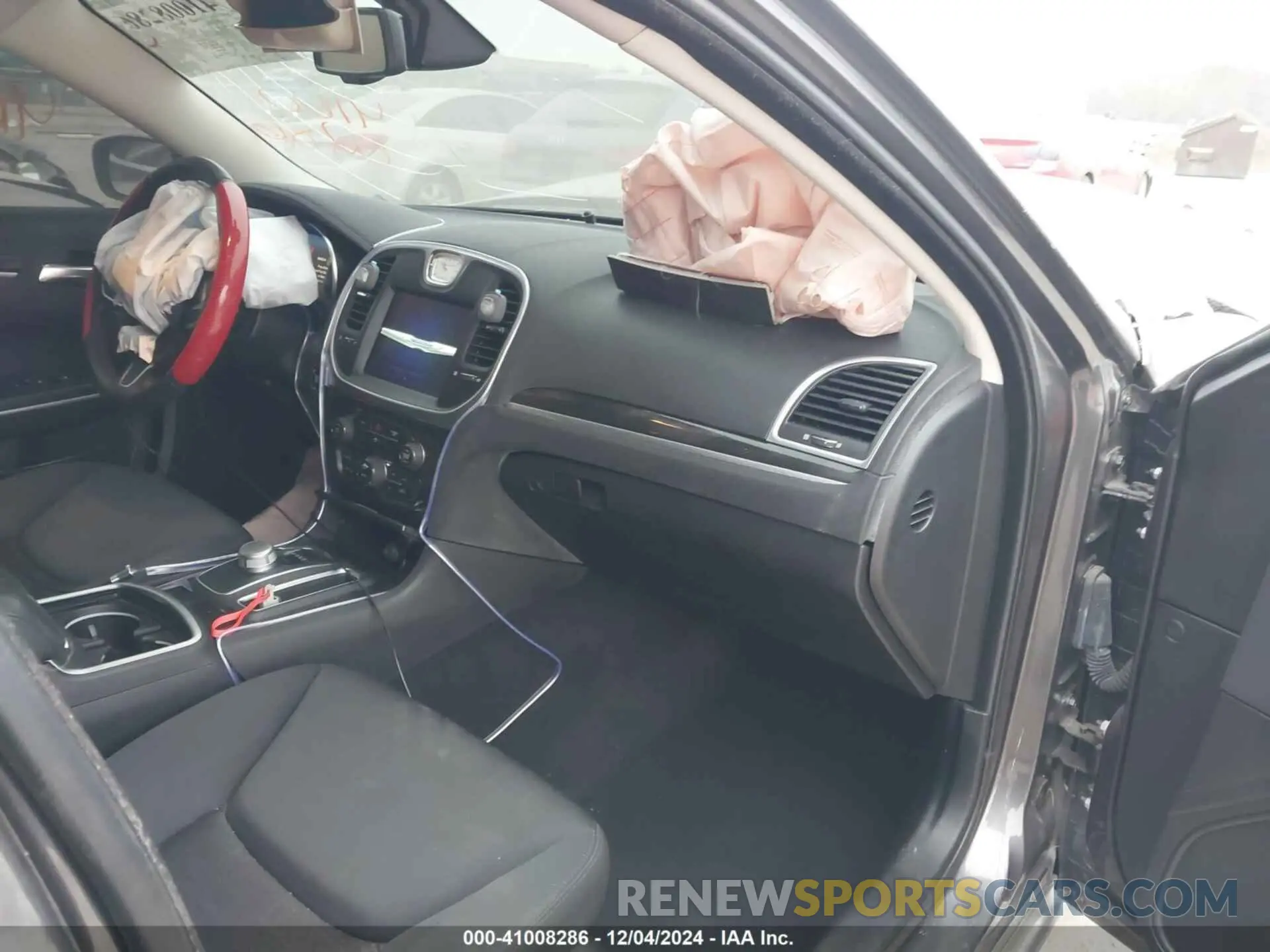 5 Фотография поврежденного автомобиля 2C3CCARG1KH611054 CHRYSLER 300 2019