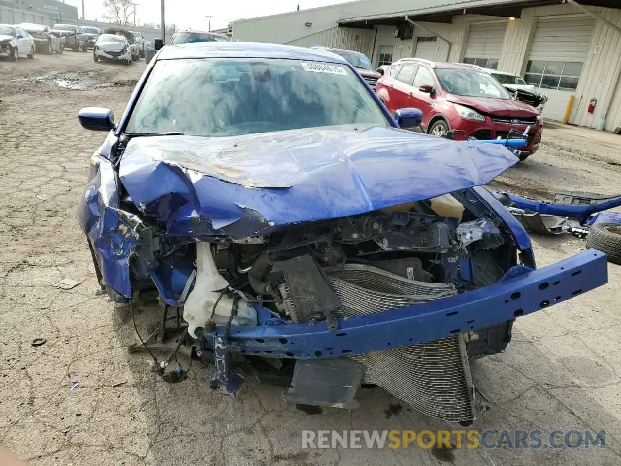 5 Photograph of a damaged car 2C3CCARG2KH556565 CHRYSLER 300 2019