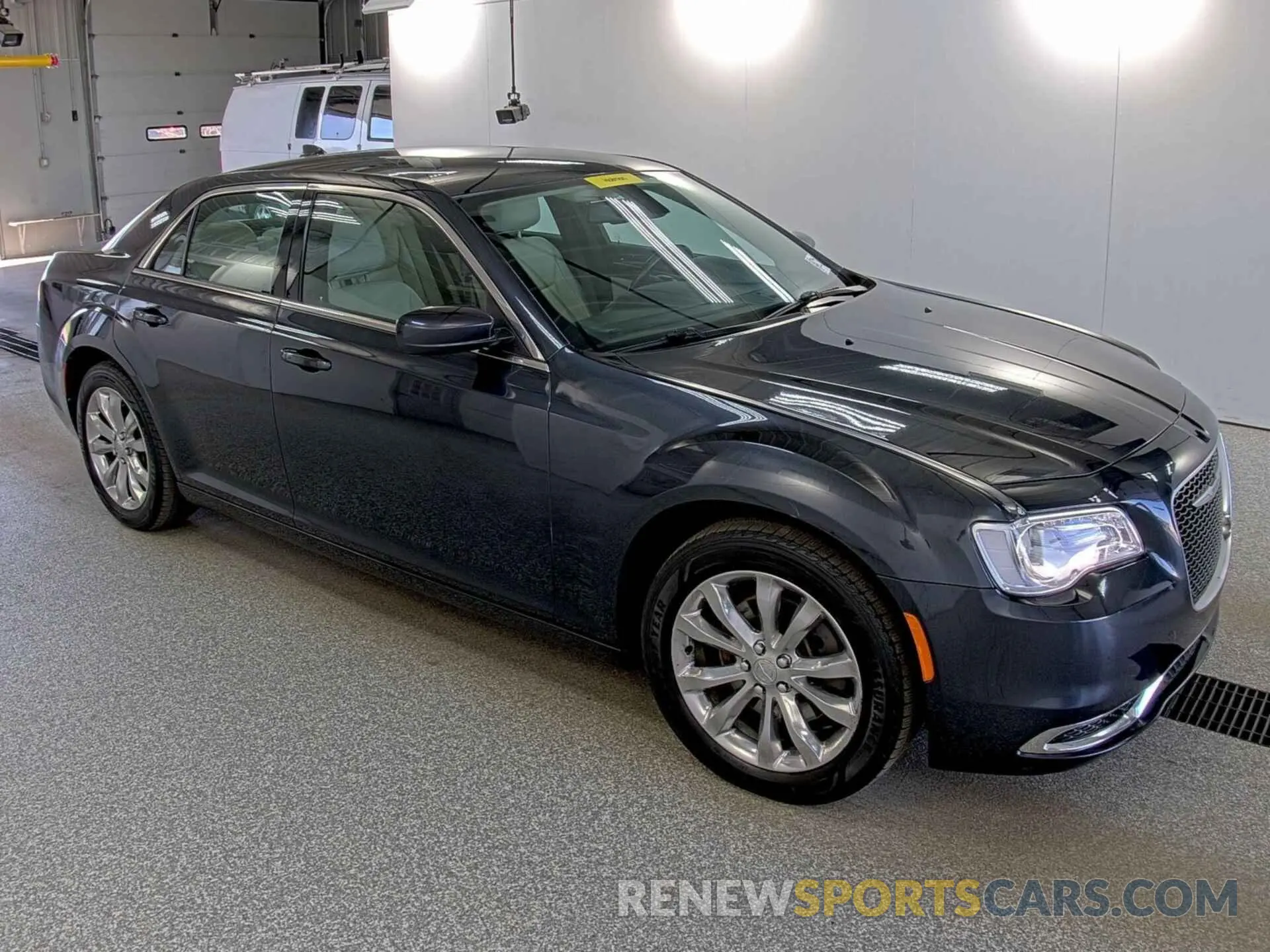 29 Фотография поврежденного автомобиля 2C3CCARG7KH556447 CHRYSLER 300 2019