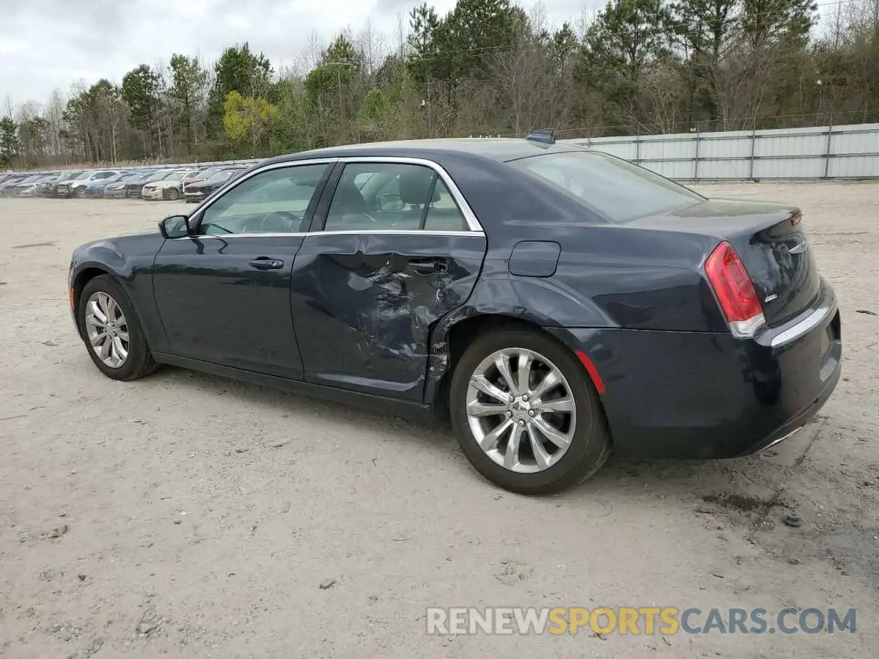 2 Фотография поврежденного автомобиля 2C3CCARG9KH626739 CHRYSLER 300 2019