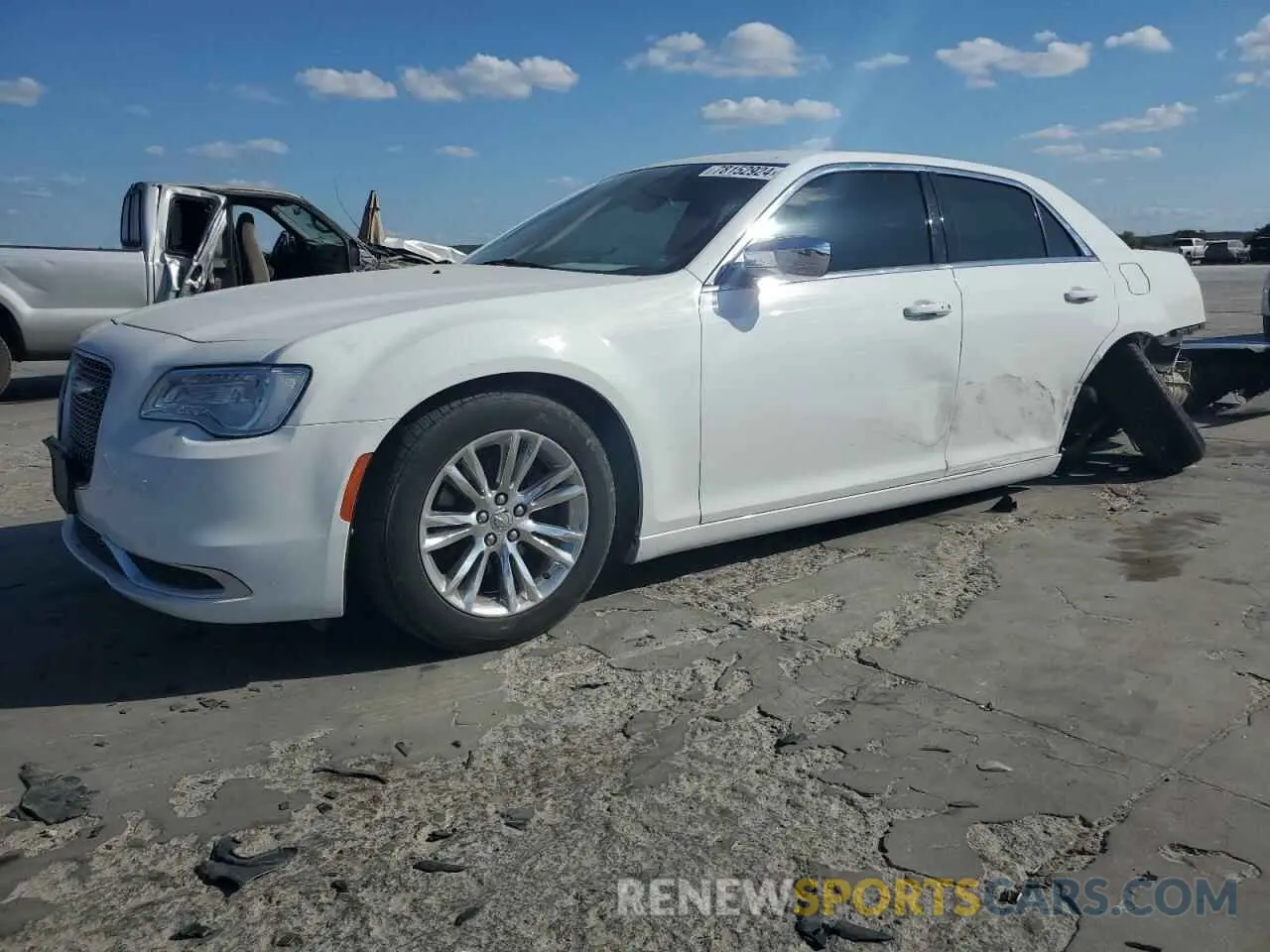 1 Photograph of a damaged car 2C3CCAAG0LH198086 CHRYSLER 300 2020