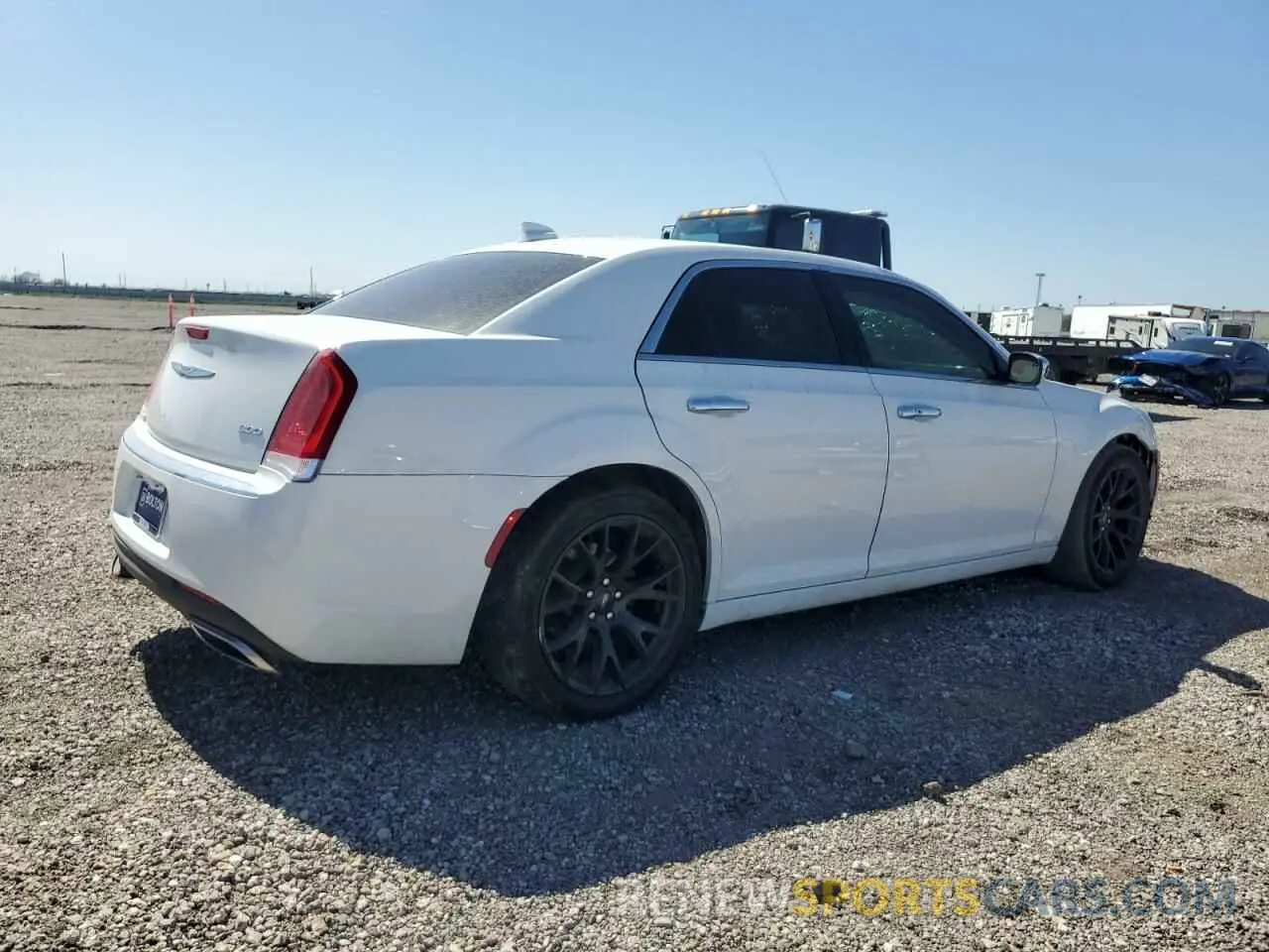 3 Фотография поврежденного автомобиля 2C3CCAAG2LH103057 CHRYSLER 300 2020