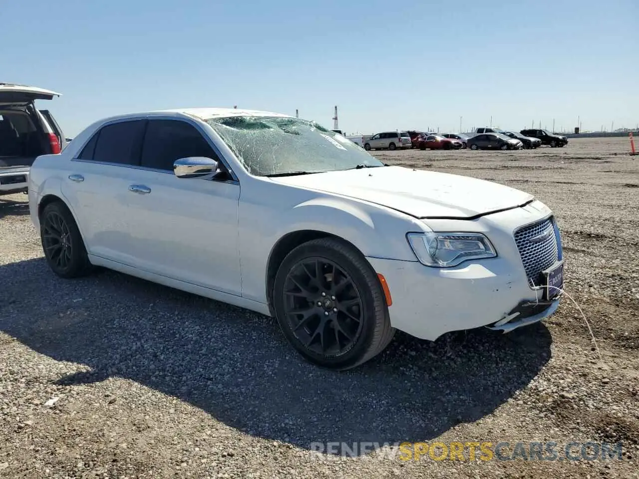 4 Фотография поврежденного автомобиля 2C3CCAAG2LH103057 CHRYSLER 300 2020
