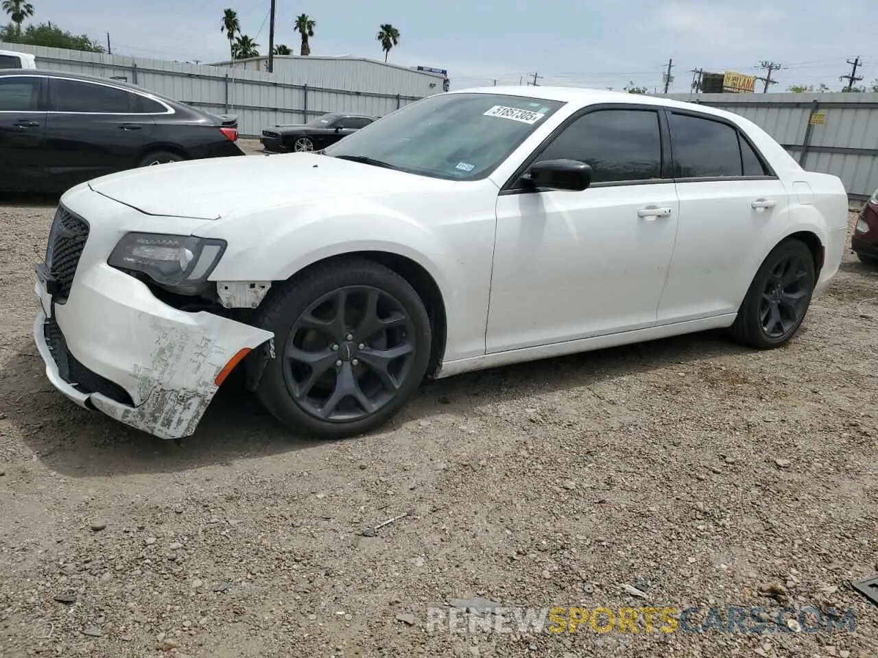 1 Photograph of a damaged car 2C3CCAAG5LH181543 CHRYSLER 300 2020