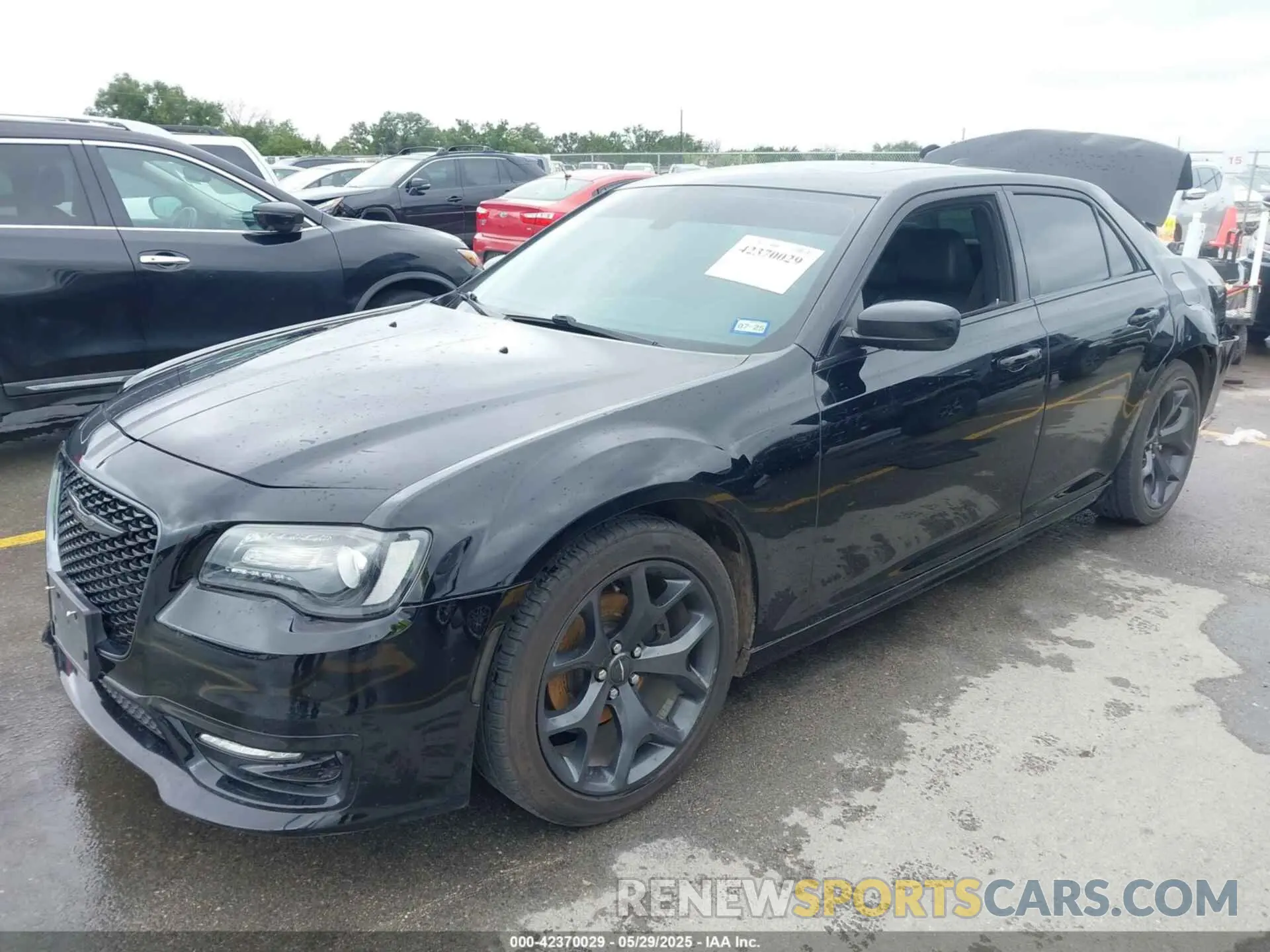 2 Фотография поврежденного автомобиля 2C3CCAAG8LH233604 CHRYSLER 300 2020
