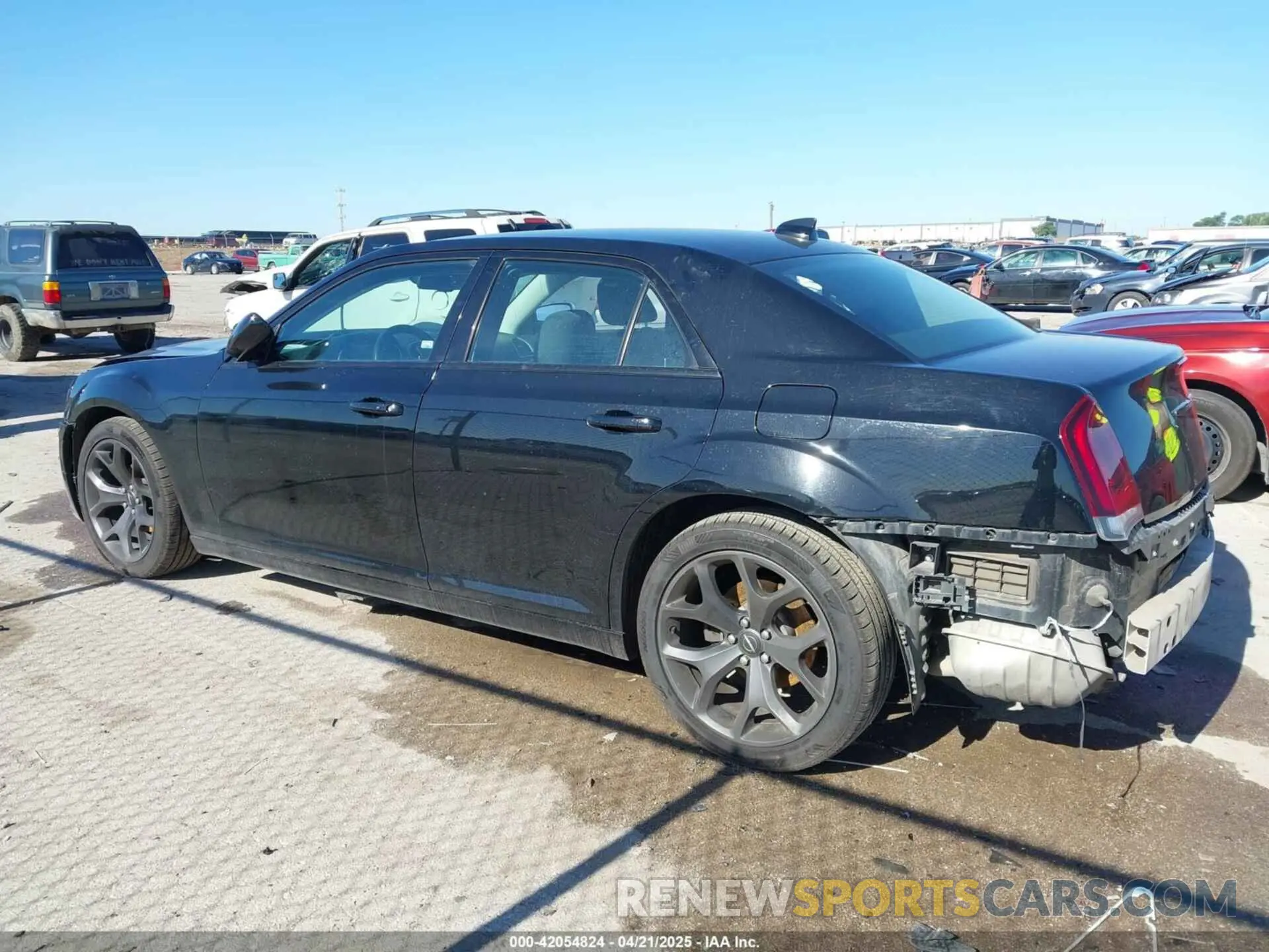 3 Фотография поврежденного автомобиля 2C3CCAAG8LH234610 CHRYSLER 300 2020