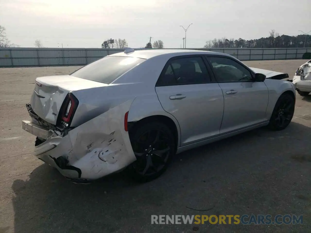 3 Photograph of a damaged car 2C3CCAAG9LH179097 CHRYSLER 300 2020