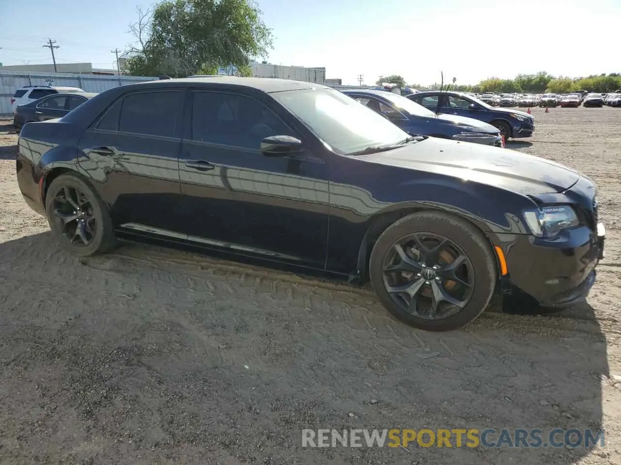 4 Photograph of a damaged car 2C3CCAAG9LH182369 CHRYSLER 300 2020