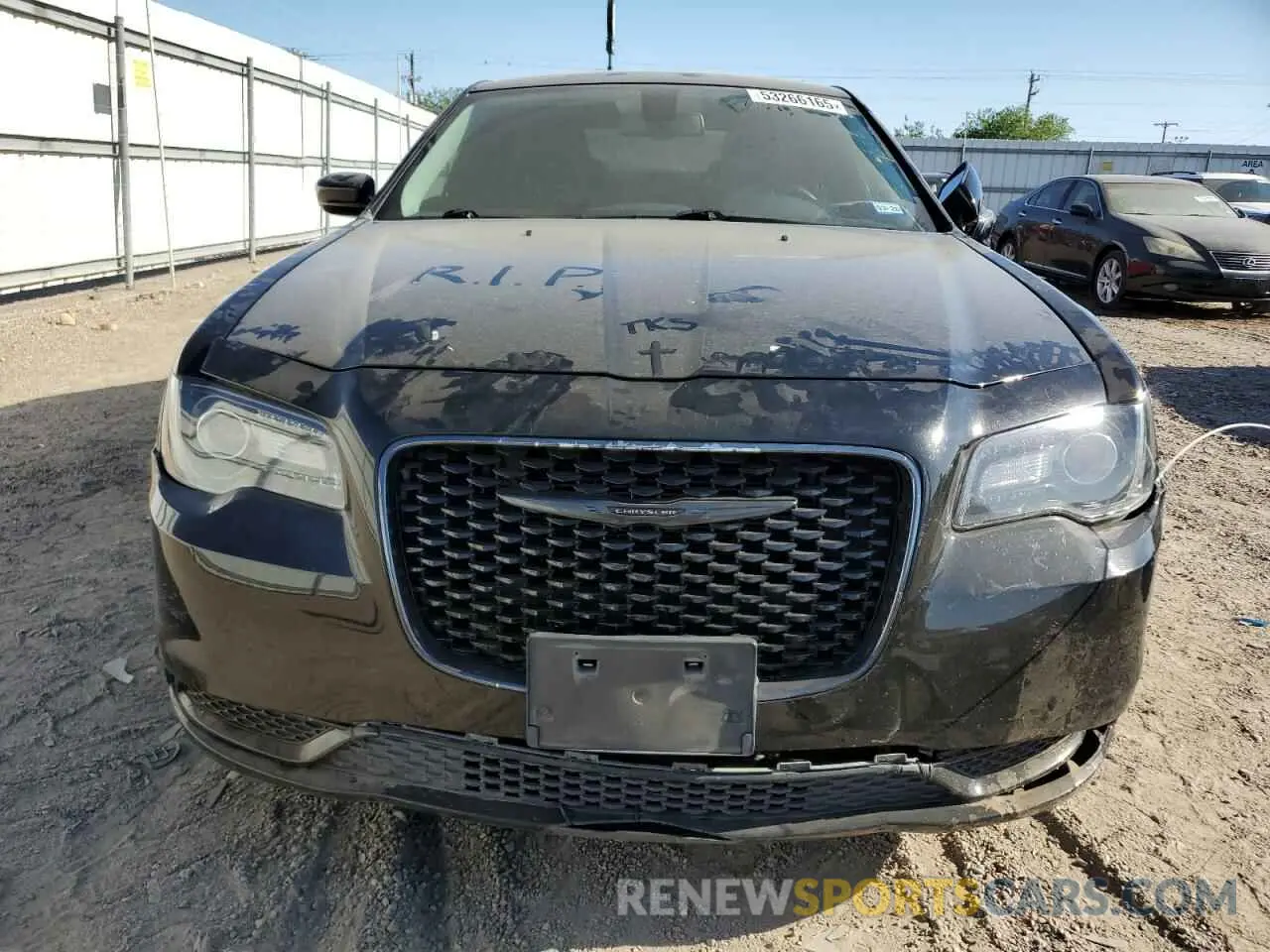 5 Photograph of a damaged car 2C3CCAAG9LH182369 CHRYSLER 300 2020