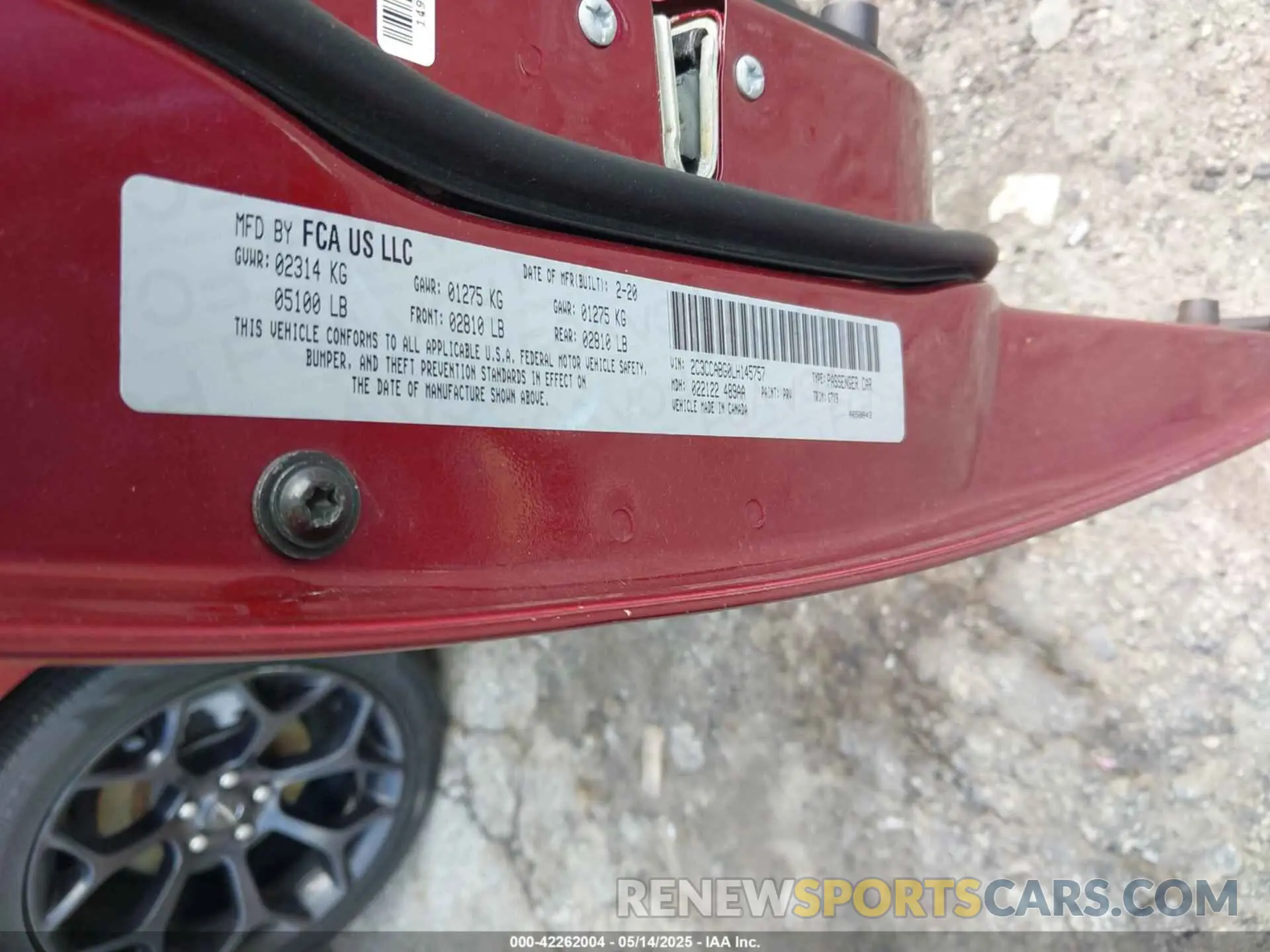9 Photograph of a damaged car 2C3CCABG0LH145757 CHRYSLER 300 2020