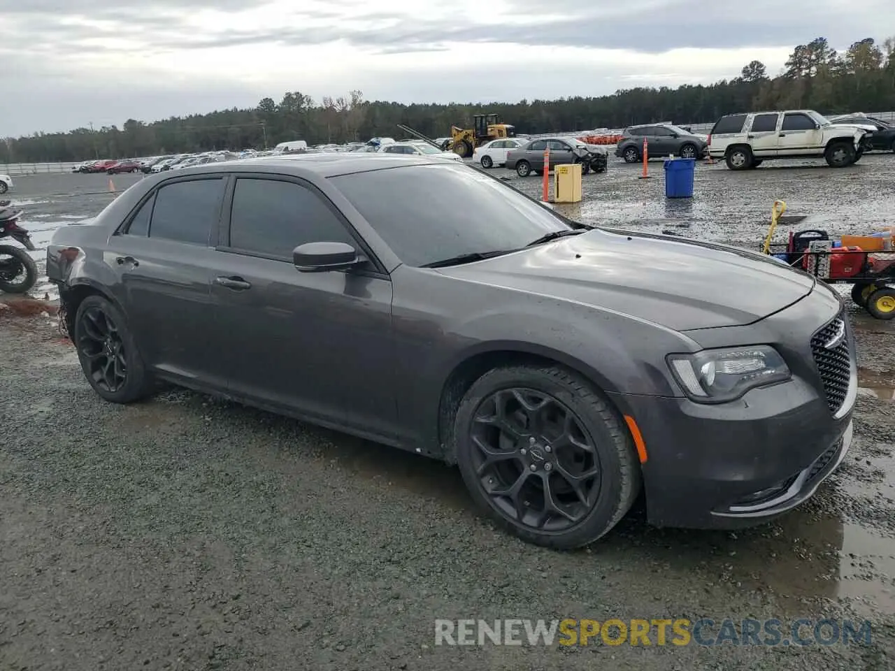 4 Фотография поврежденного автомобиля 2C3CCABG3LH209256 CHRYSLER 300 2020