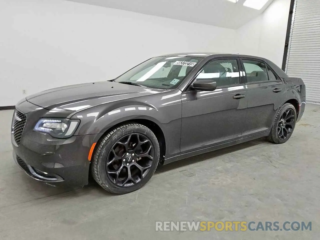 1 Photograph of a damaged car 2C3CCABG8LH131377 CHRYSLER 300 2020