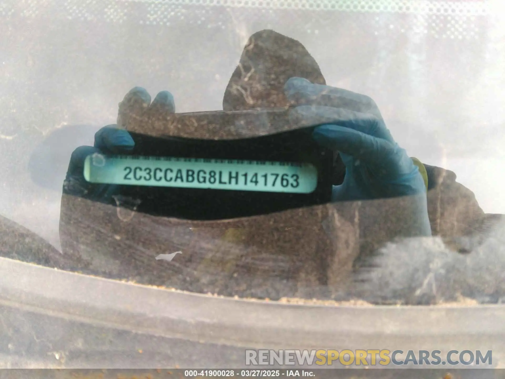 9 Фотография поврежденного автомобиля 2C3CCABG8LH141763 CHRYSLER 300 2020