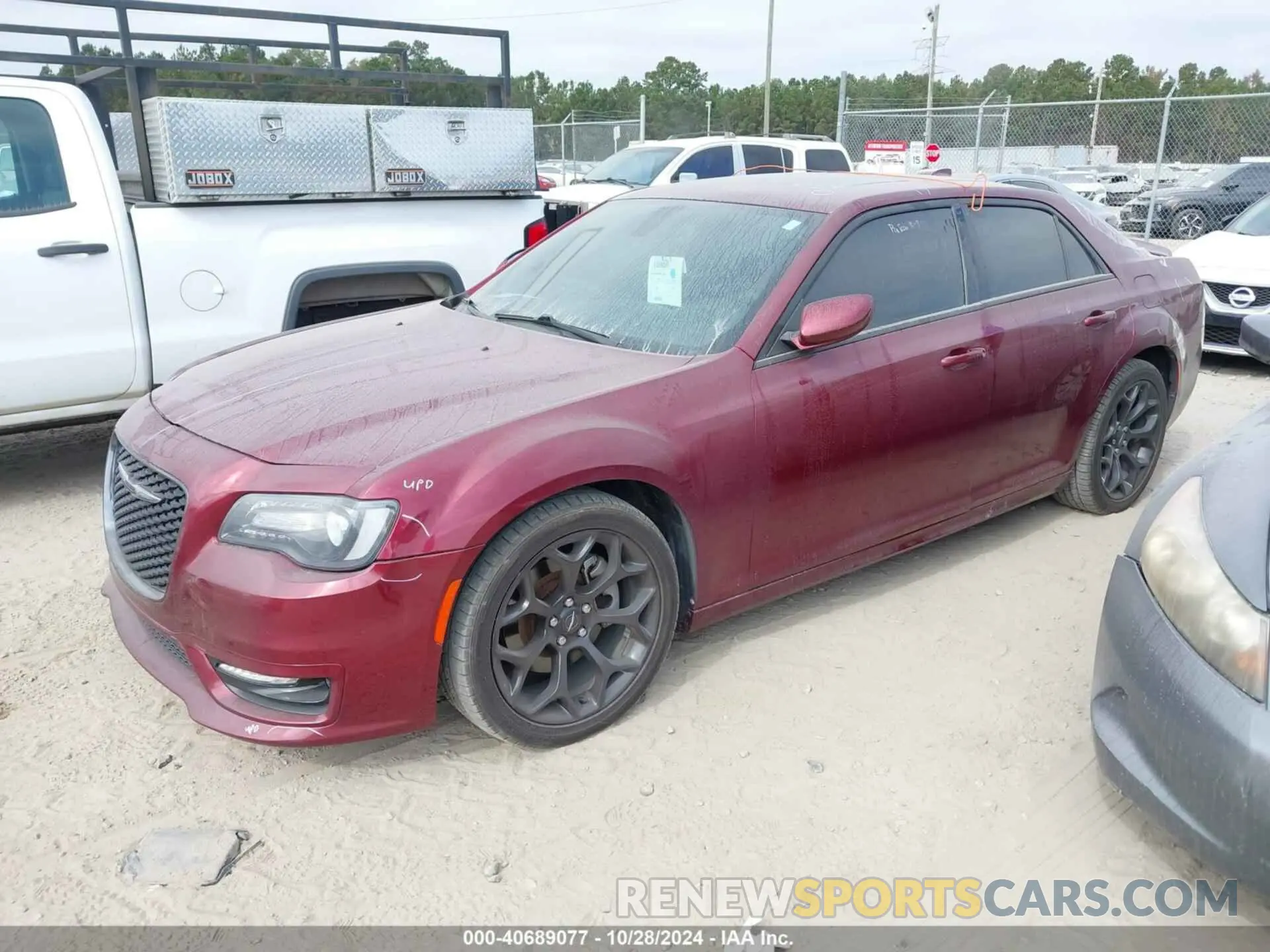 2 Фотография поврежденного автомобиля 2C3CCABT0LH233849 CHRYSLER 300 2020