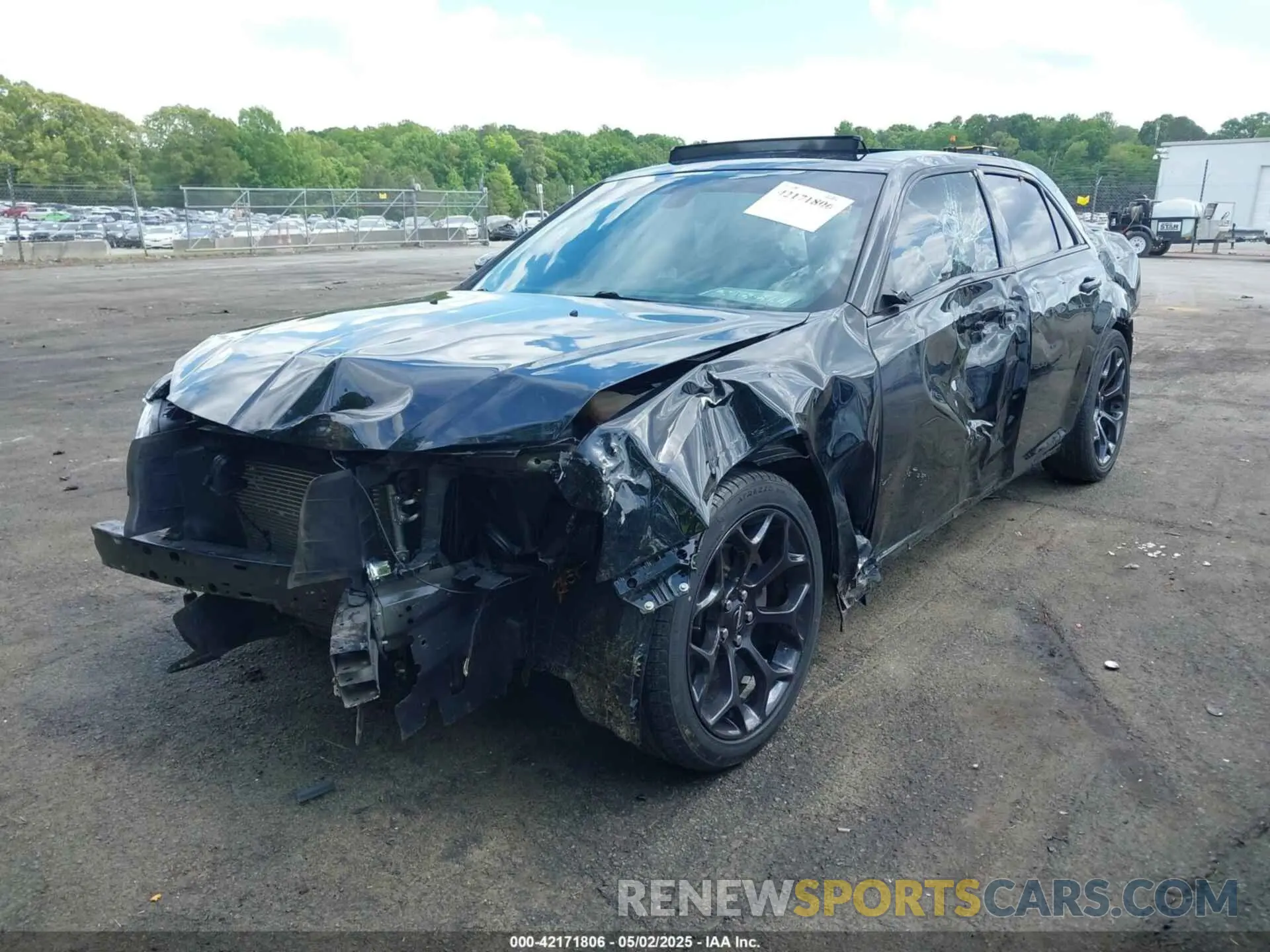2 Photograph of a damaged car 2C3CCABT3LH122941 CHRYSLER 300 2020