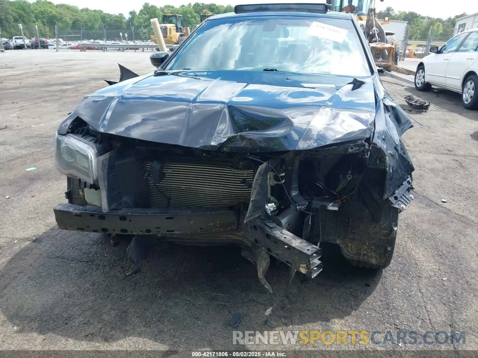 6 Photograph of a damaged car 2C3CCABT3LH122941 CHRYSLER 300 2020
