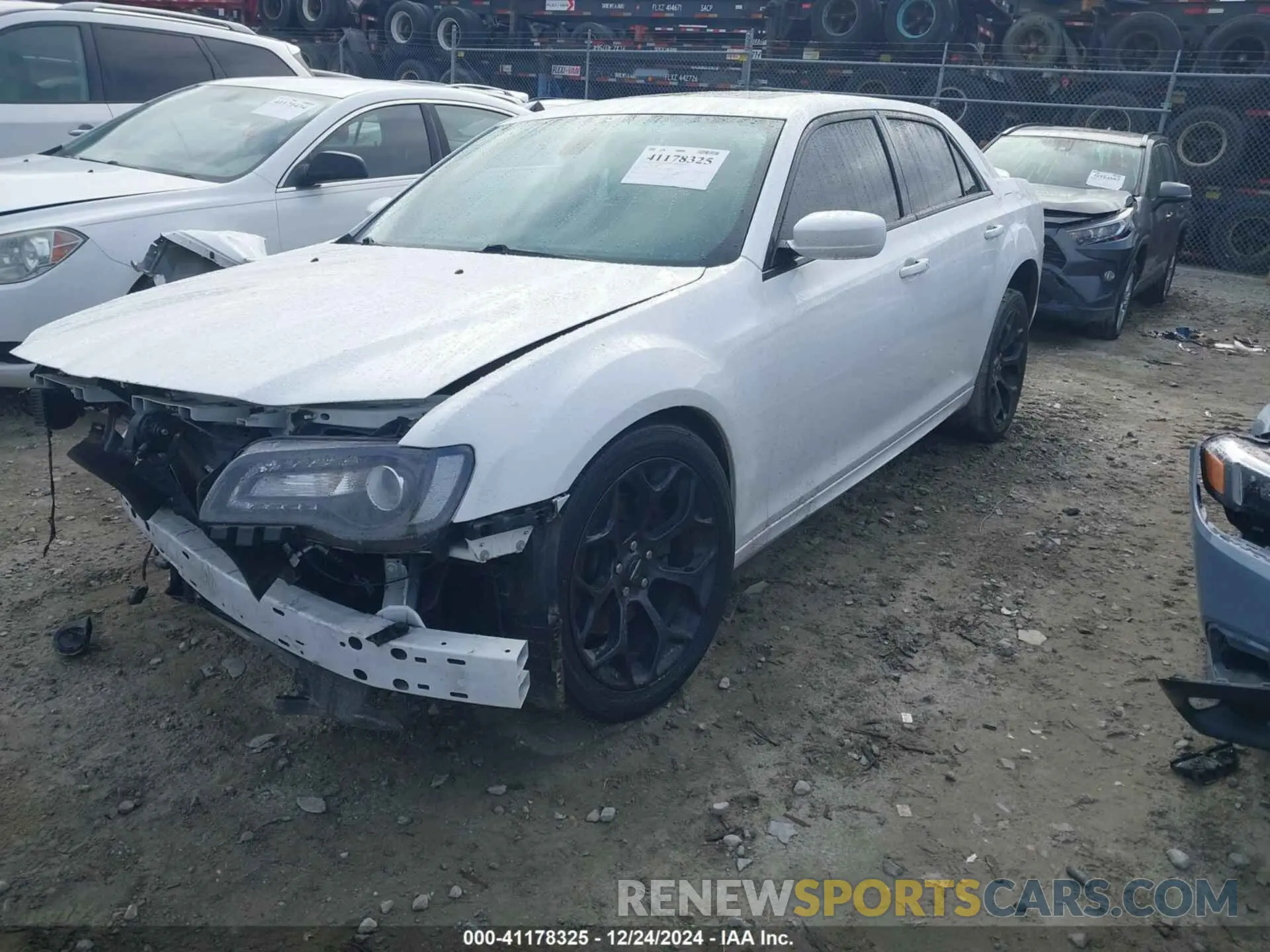 2 Фотография поврежденного автомобиля 2C3CCABT7LH145901 CHRYSLER 300 2020