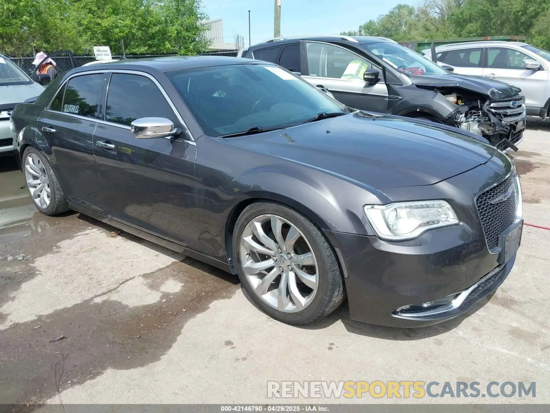 1 Фотография поврежденного автомобиля 2C3CCAEG2LH154486 CHRYSLER 300 2020