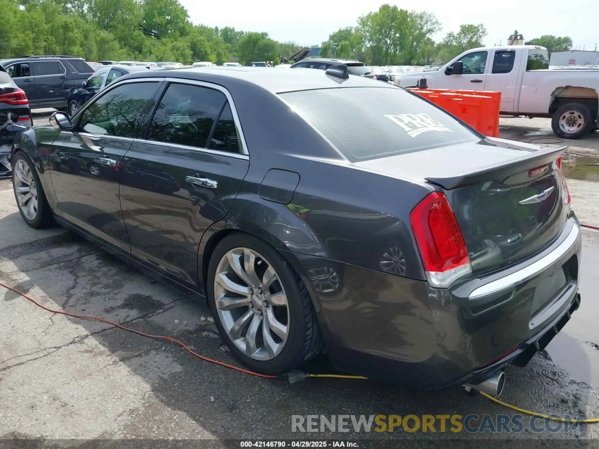 3 Фотография поврежденного автомобиля 2C3CCAEG2LH154486 CHRYSLER 300 2020