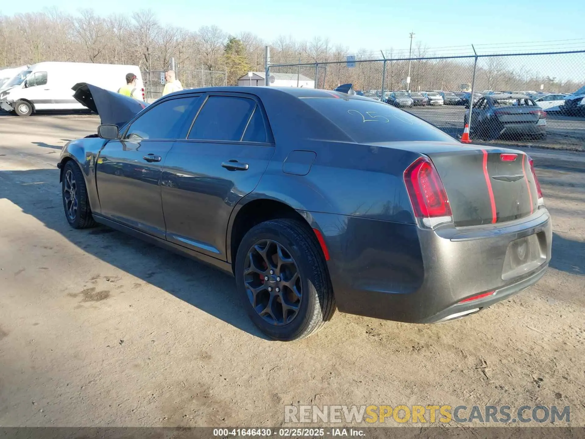 3 Фотография поврежденного автомобиля 2C3CCAGG3LH154817 CHRYSLER 300 2020