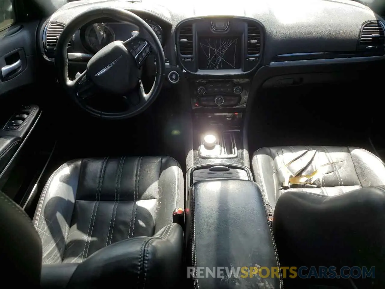 8 Фотография поврежденного автомобиля 2C3CCAGGXLH134418 CHRYSLER 300 2020