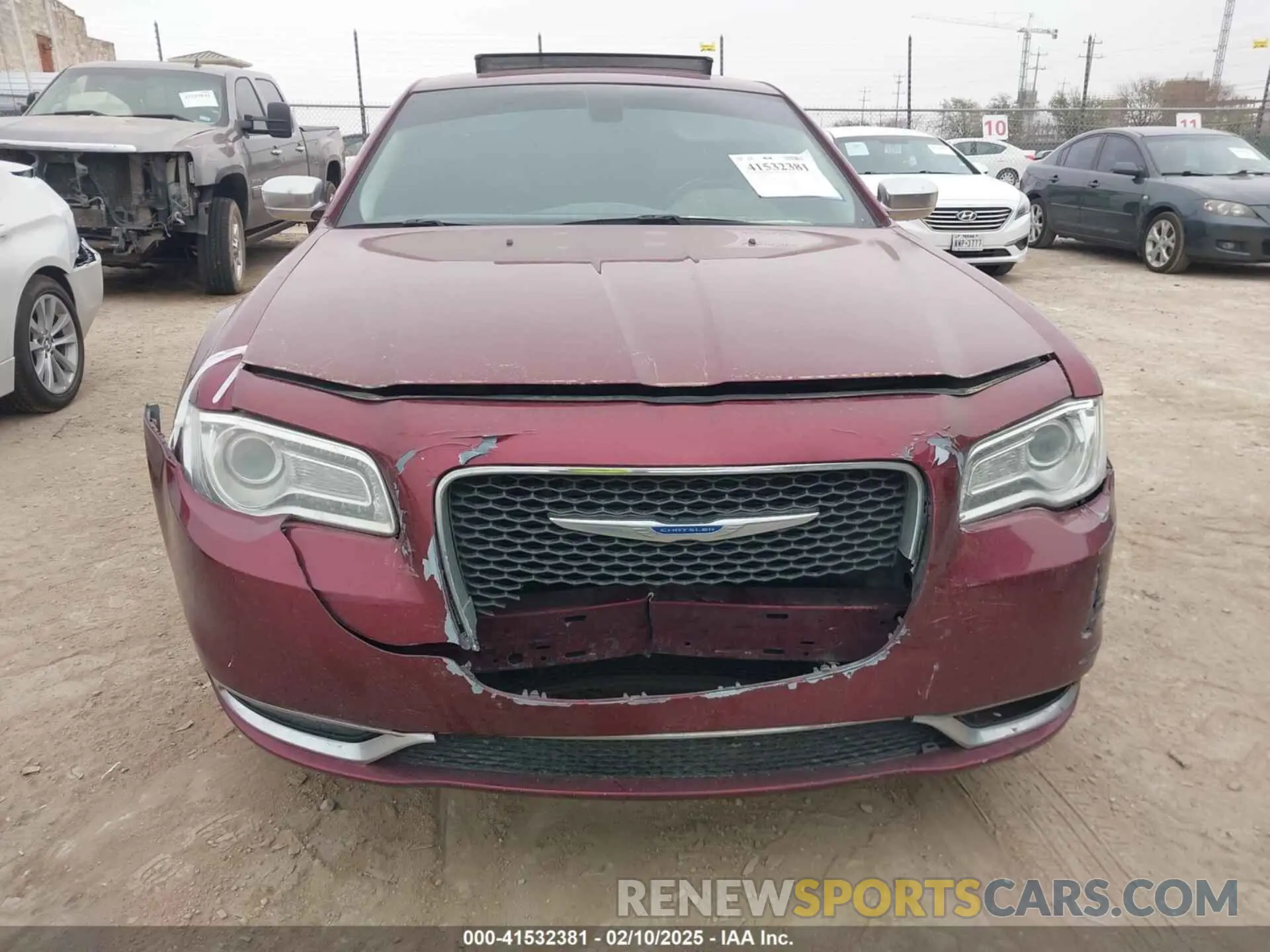 12 Фотография поврежденного автомобиля 2C3CCAKG3LH142027 CHRYSLER 300 2020