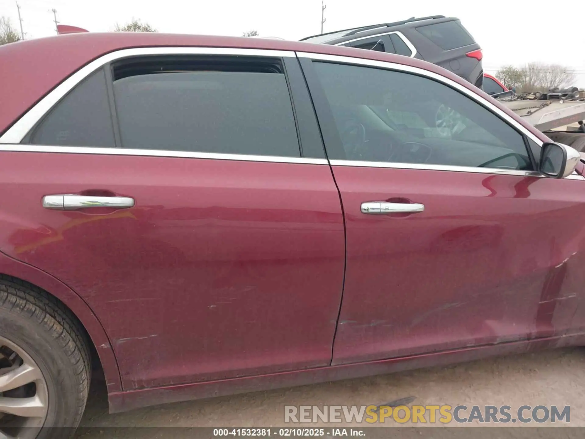 13 Фотография поврежденного автомобиля 2C3CCAKG3LH142027 CHRYSLER 300 2020
