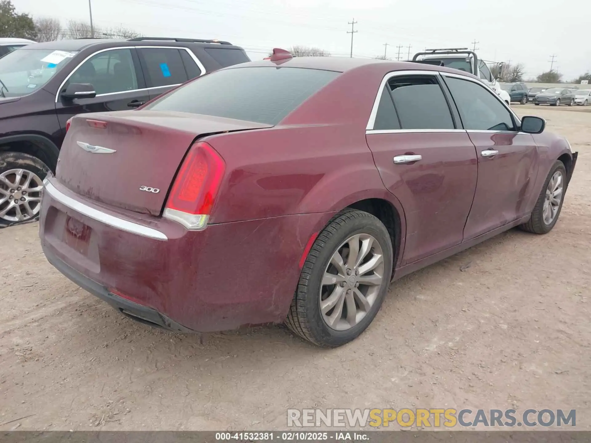 4 Фотография поврежденного автомобиля 2C3CCAKG3LH142027 CHRYSLER 300 2020